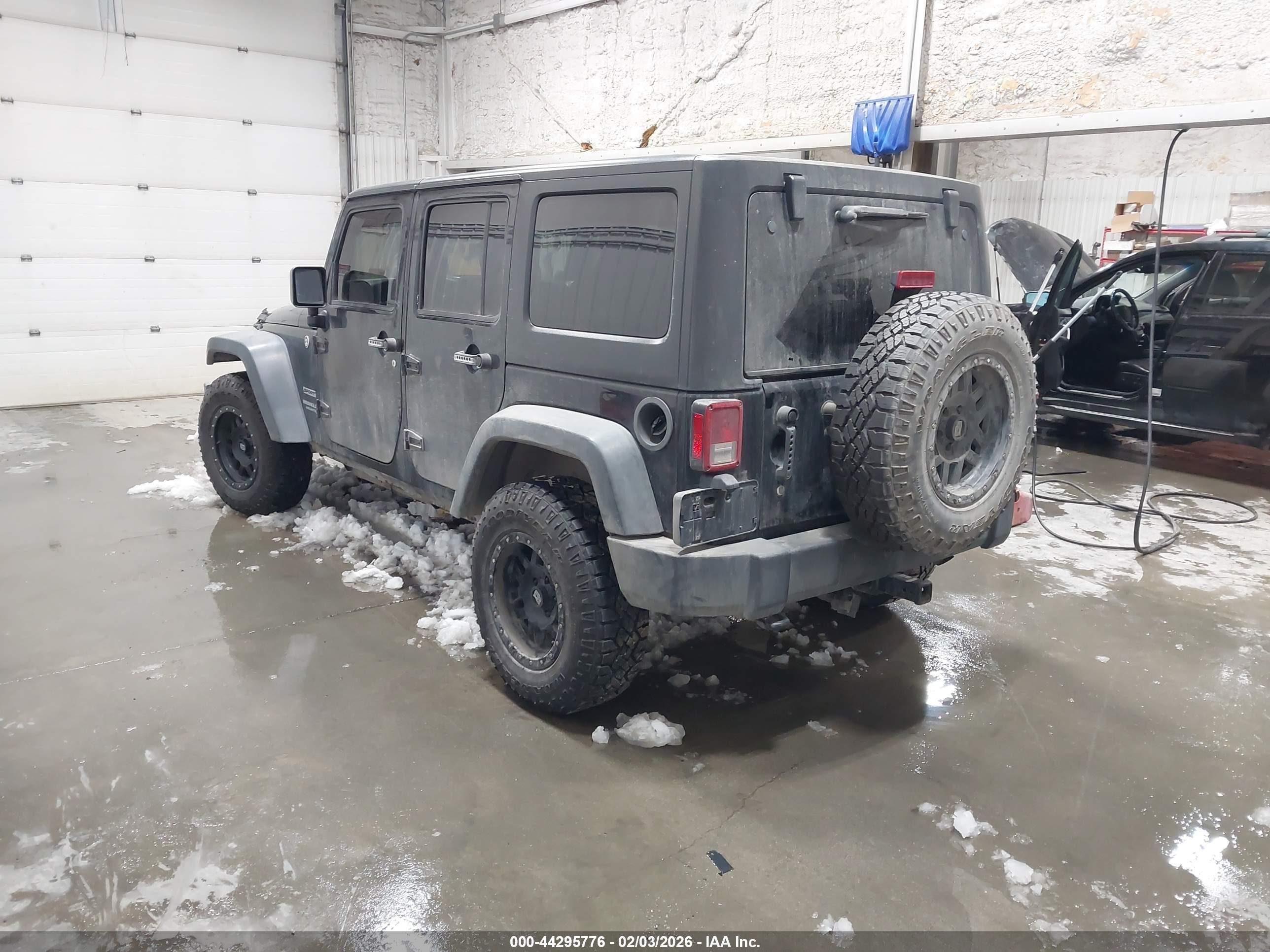 JEEP WRANGLER image 3