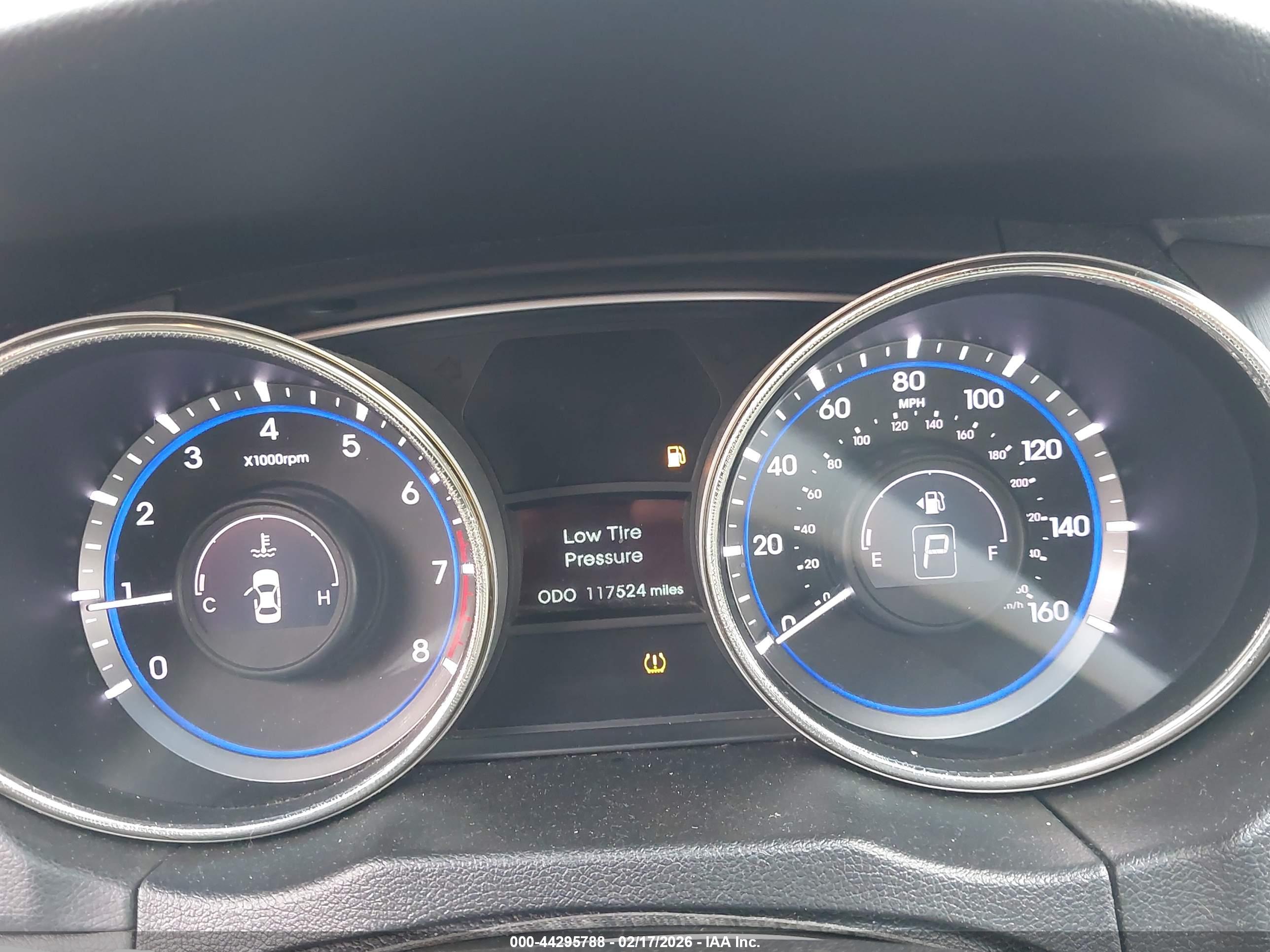 HYUNDAI SONATA image 7