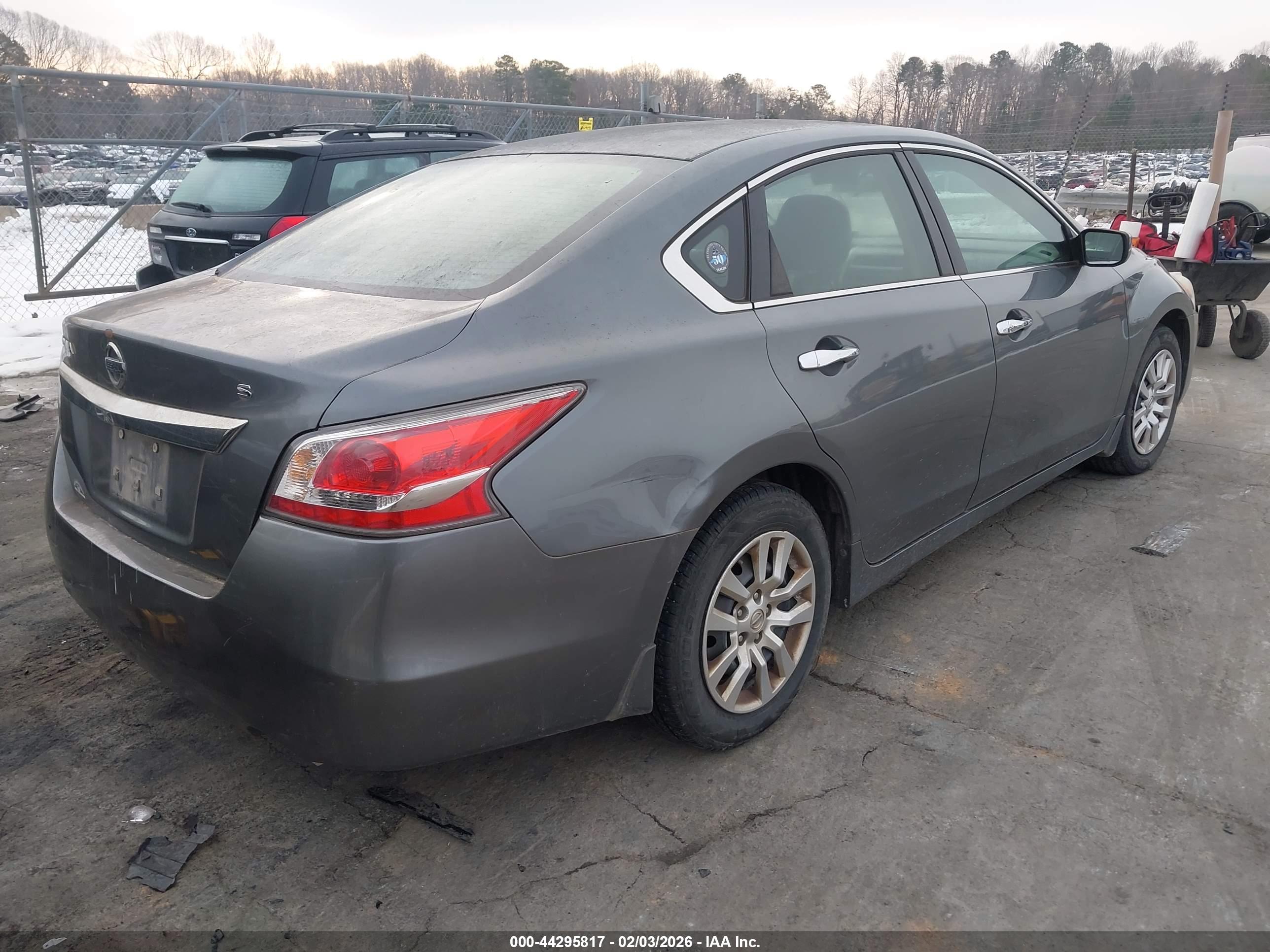 NISSAN ALTIMA image 4