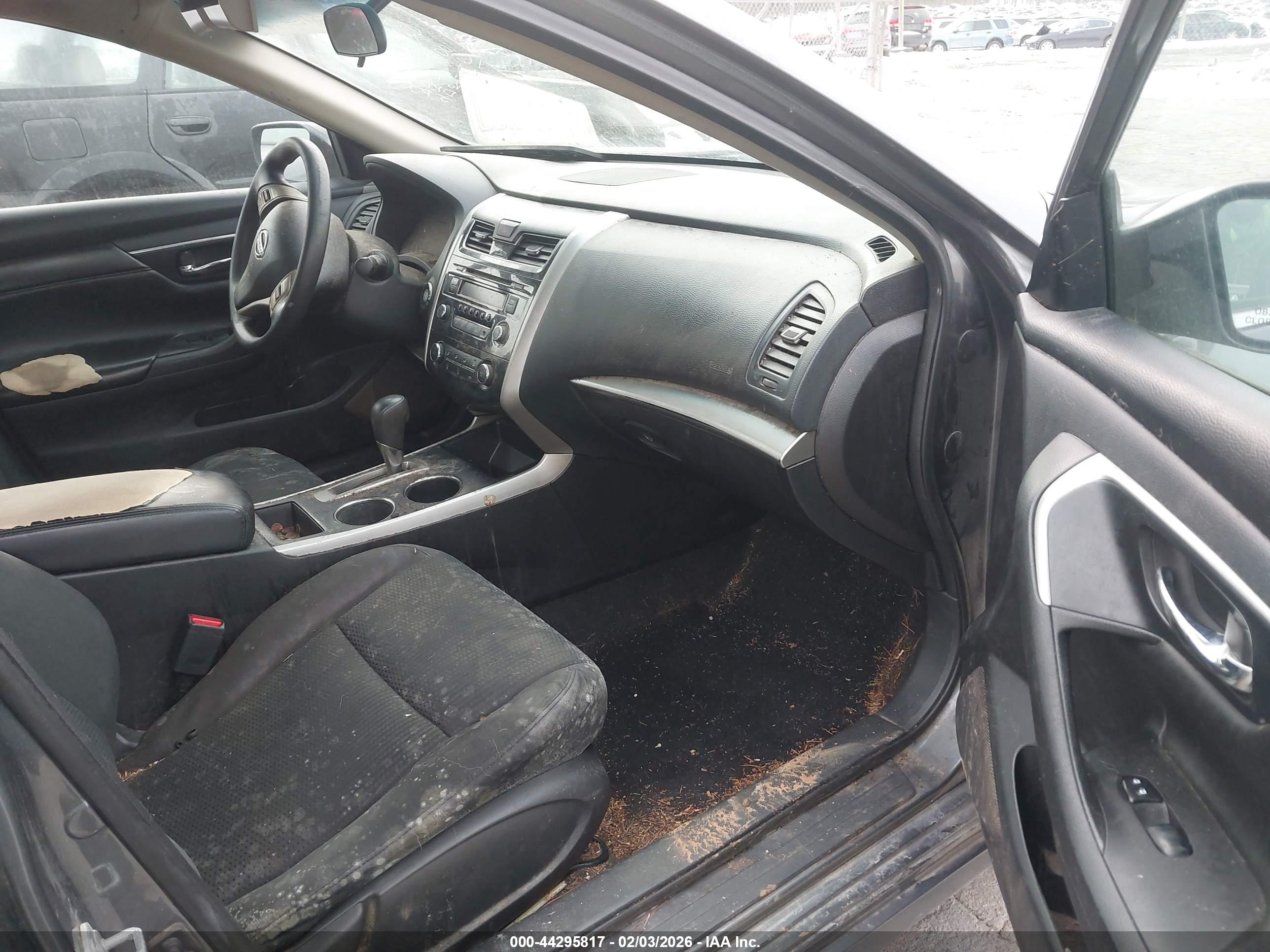 NISSAN ALTIMA image 5