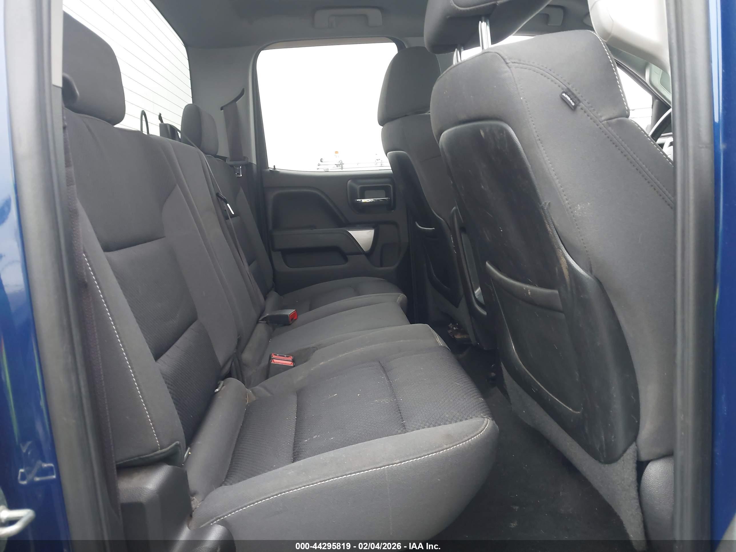 CHEVROLET SILVERADO image 8