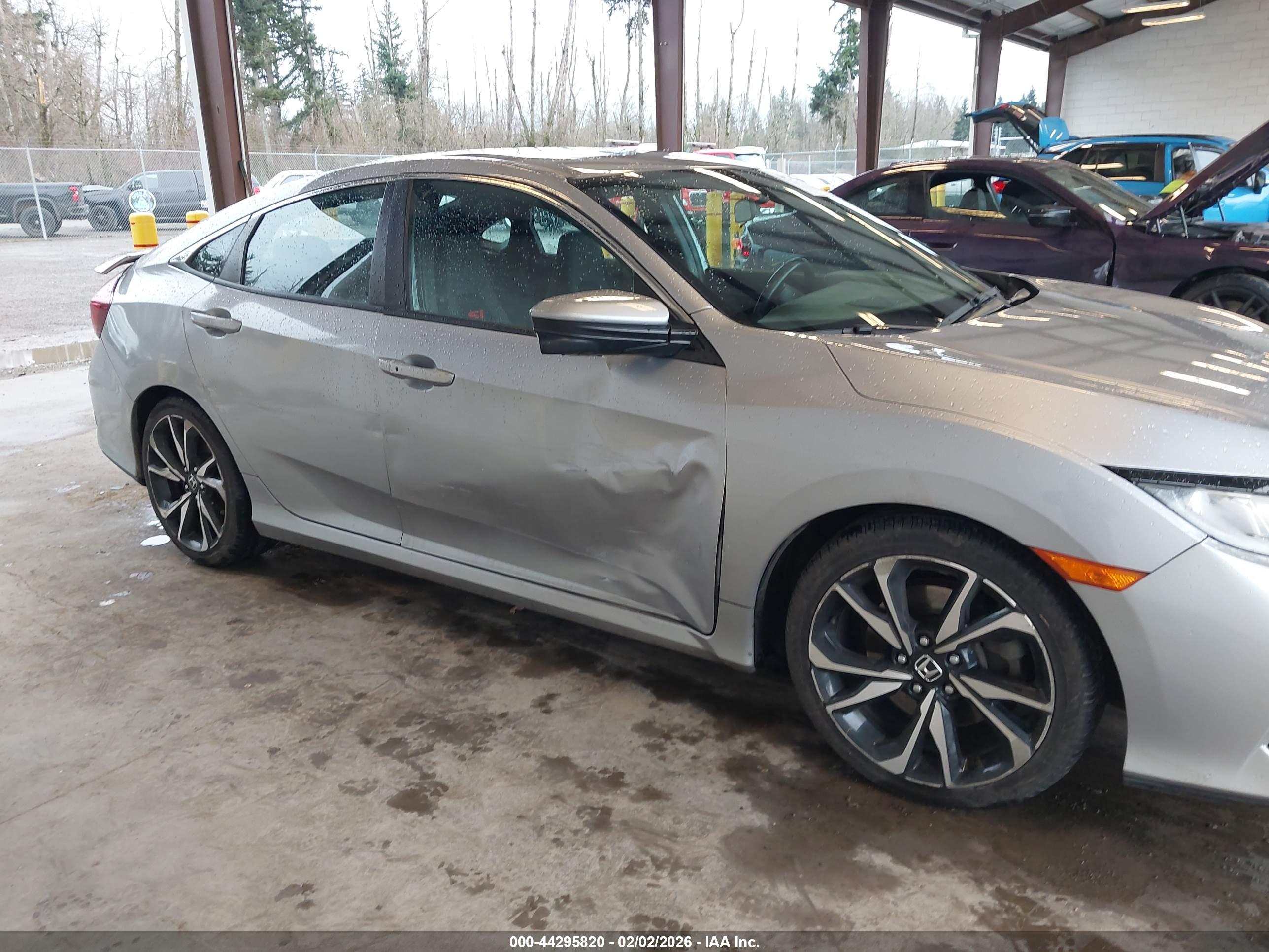 HONDA CIVIC image 6