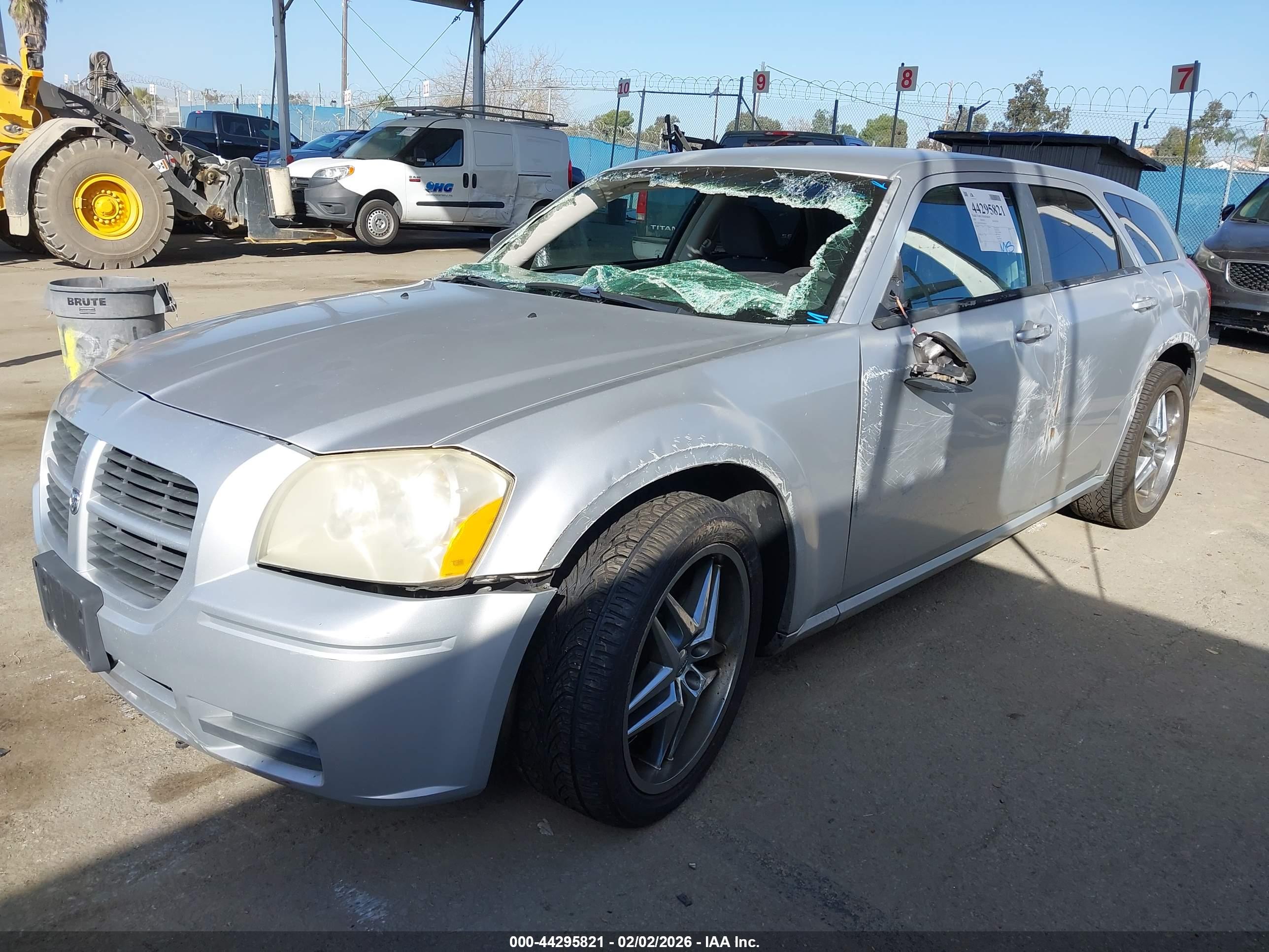 DODGE MAGNUM image 2