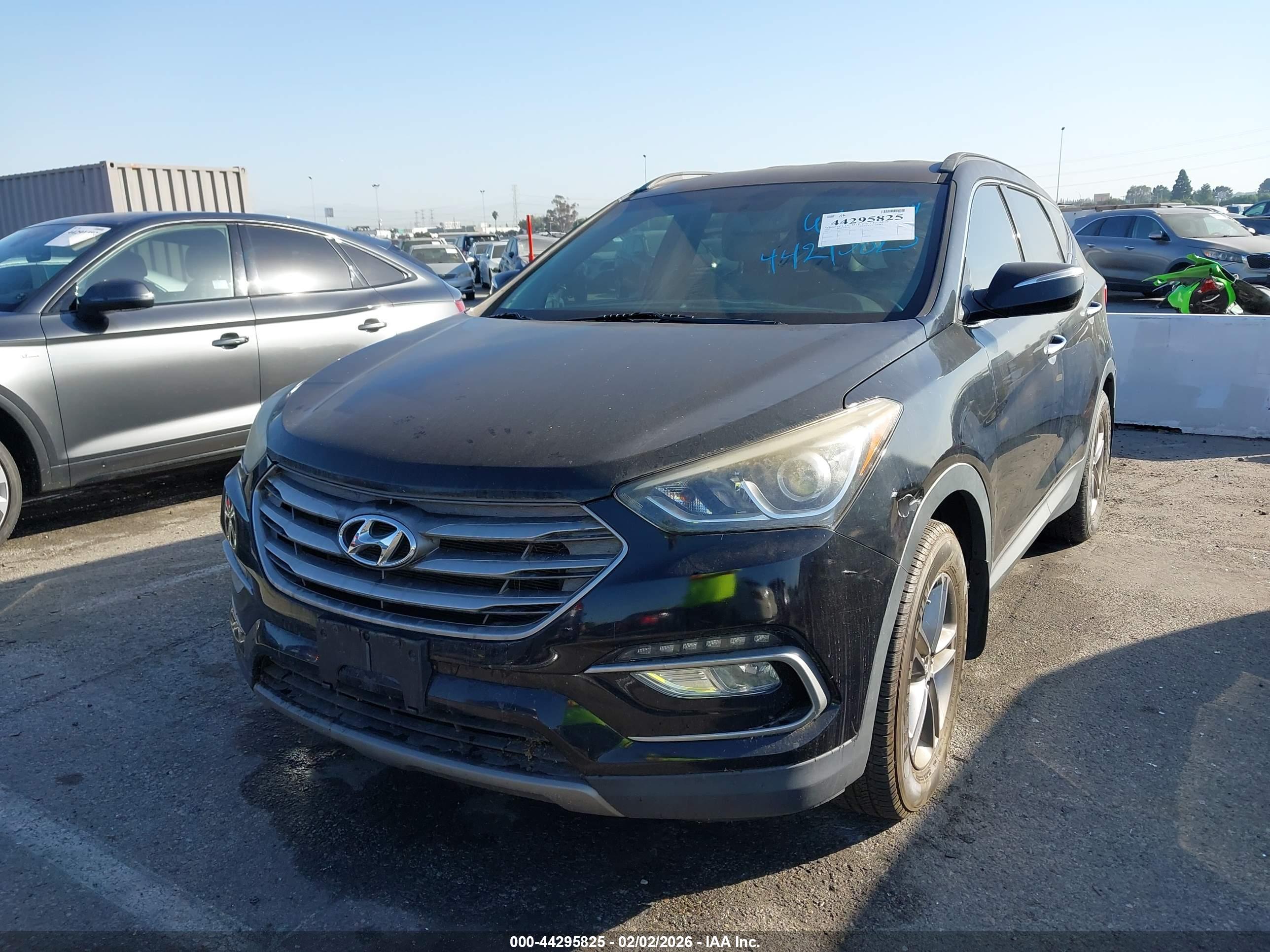 HYUNDAI SANTA image 2