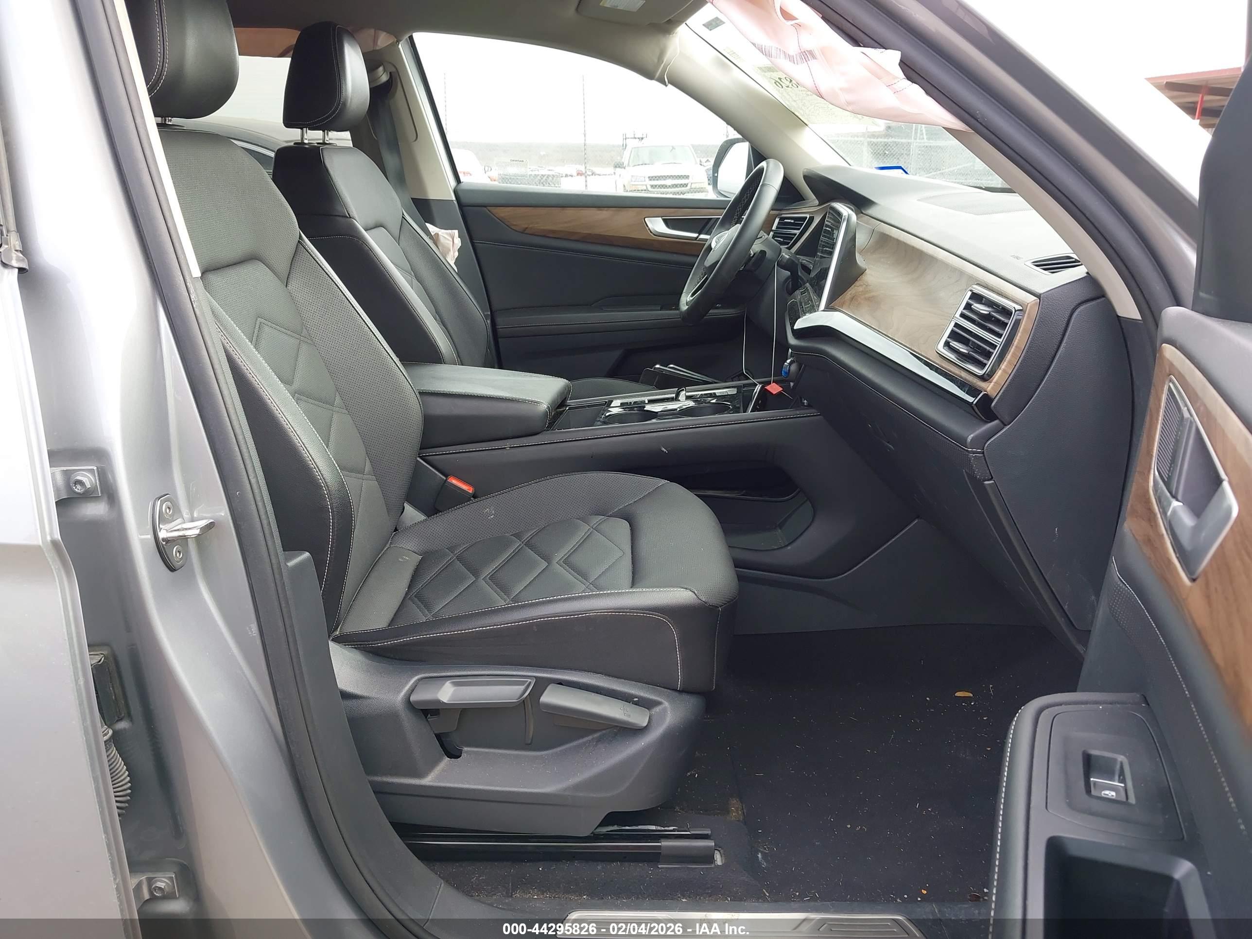 VOLKSWAGEN ATLAS image 5