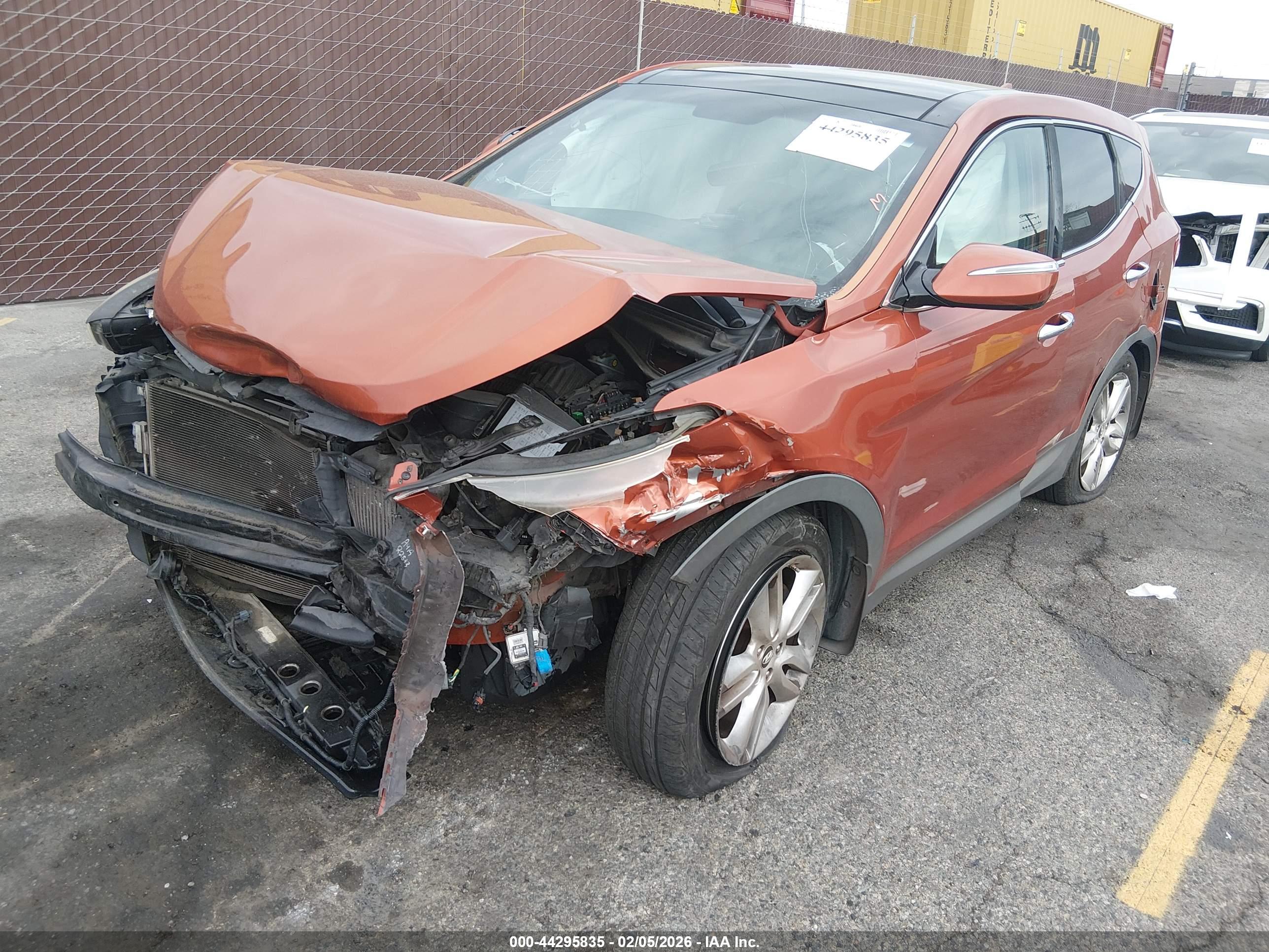 HYUNDAI SANTA image 2