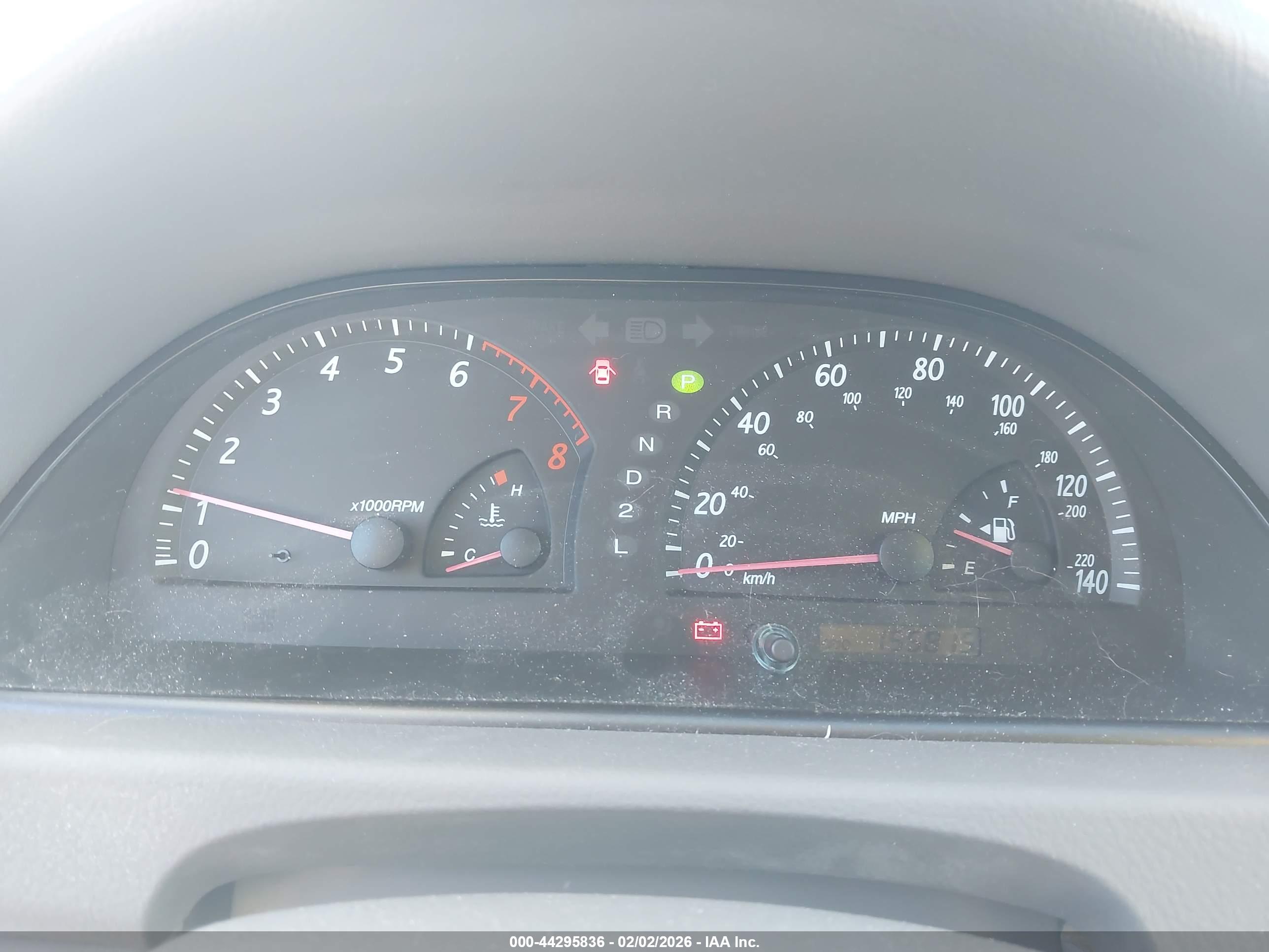 TOYOTA CAMRY image 7