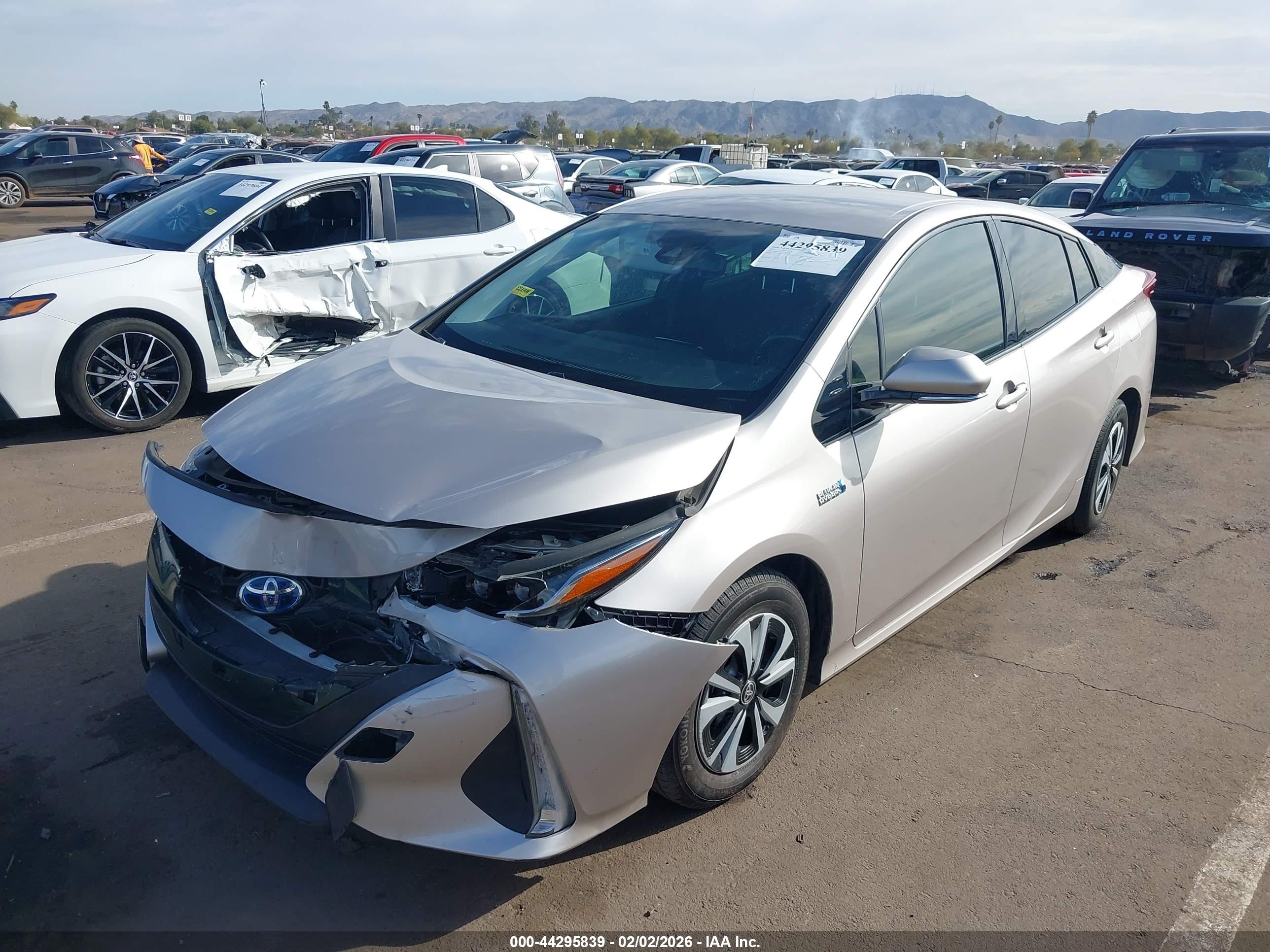 TOYOTA PRIUS image 2