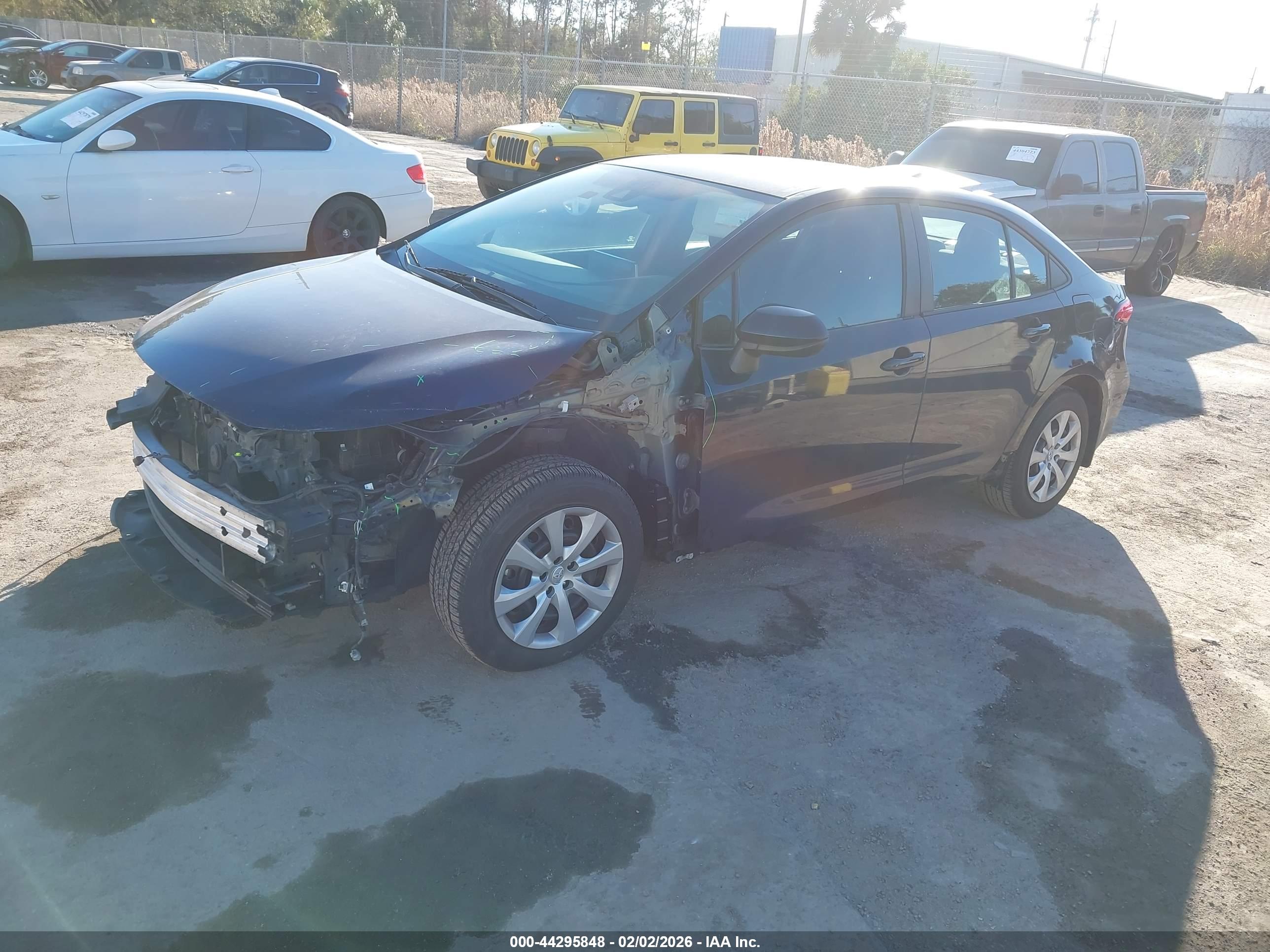 TOYOTA COROLLA image 2
