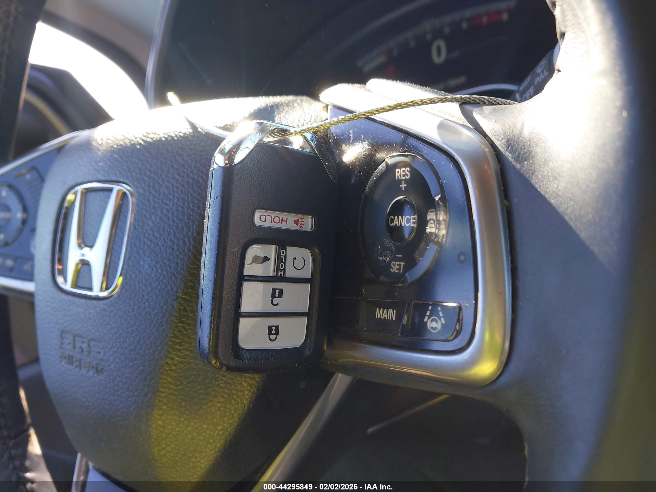 HONDA CR-V image 11