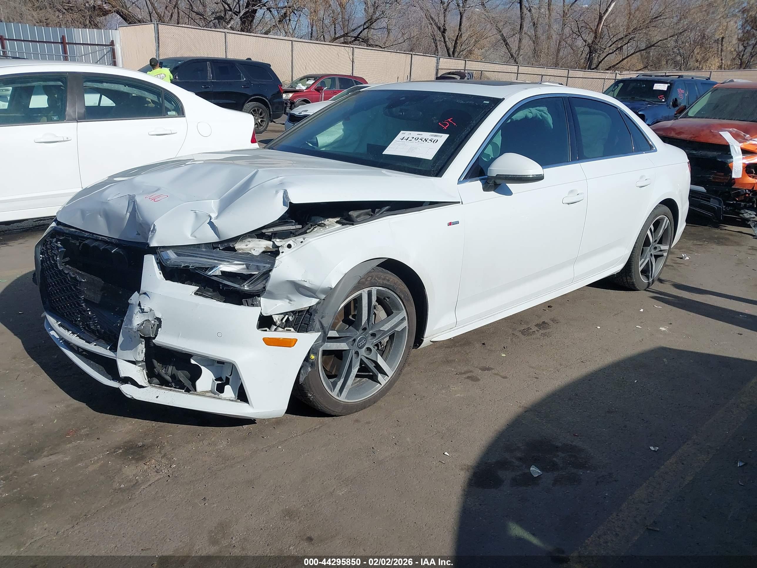 AUDI A4 image 2