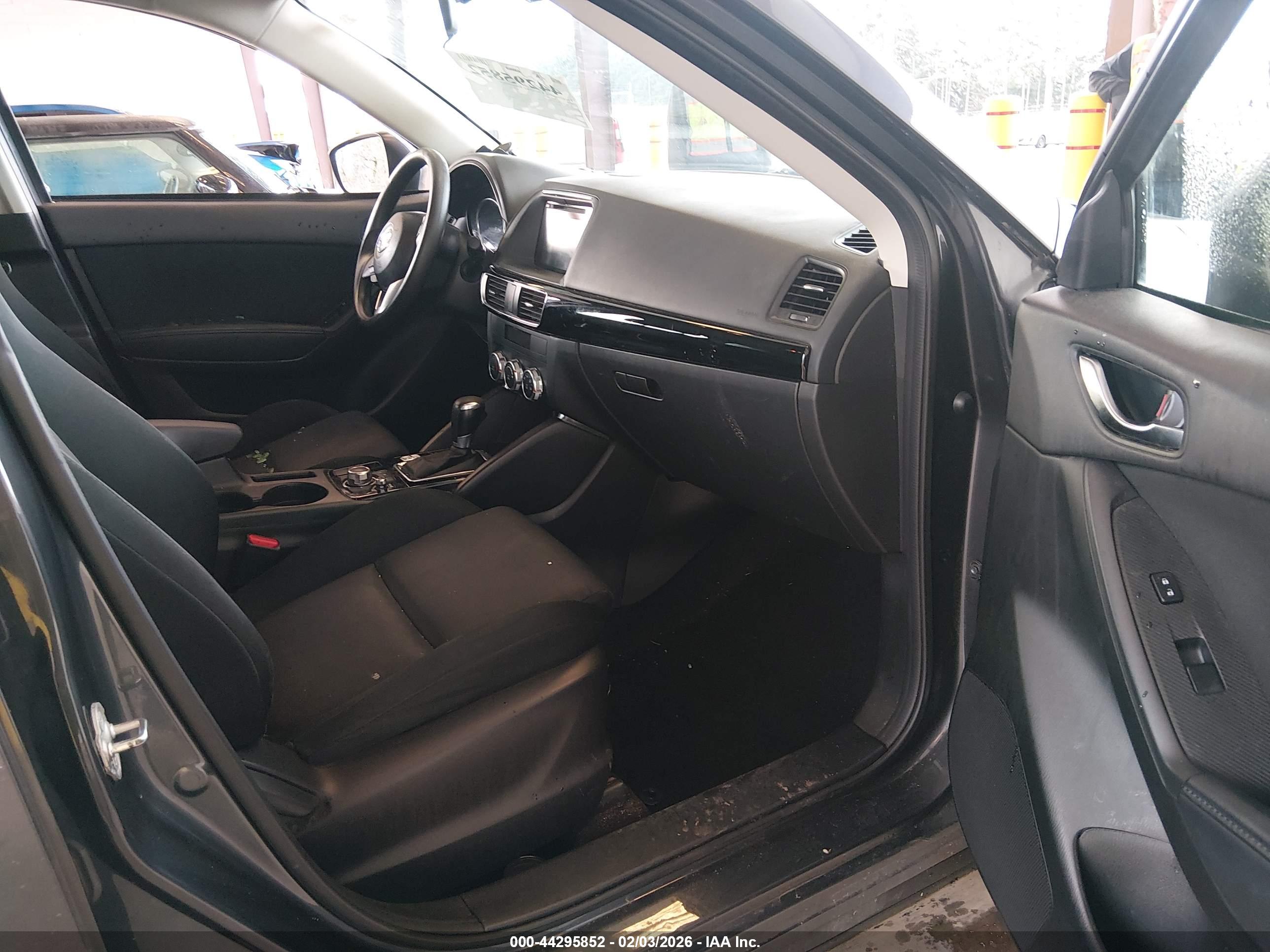 MAZDA CX-5 image 5