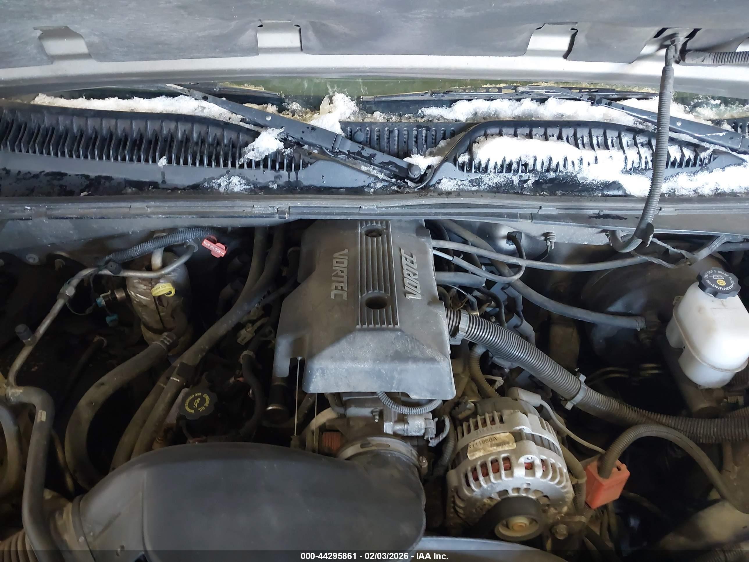 CHEVROLET SILVERADO image 10