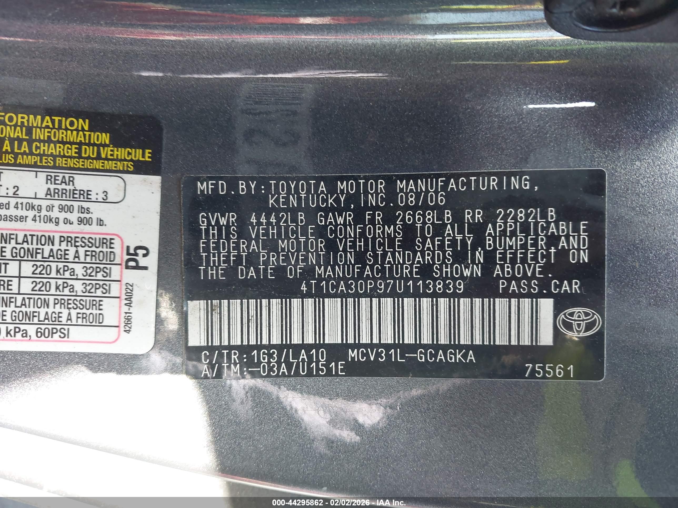 TOYOTA CAMRY image 9