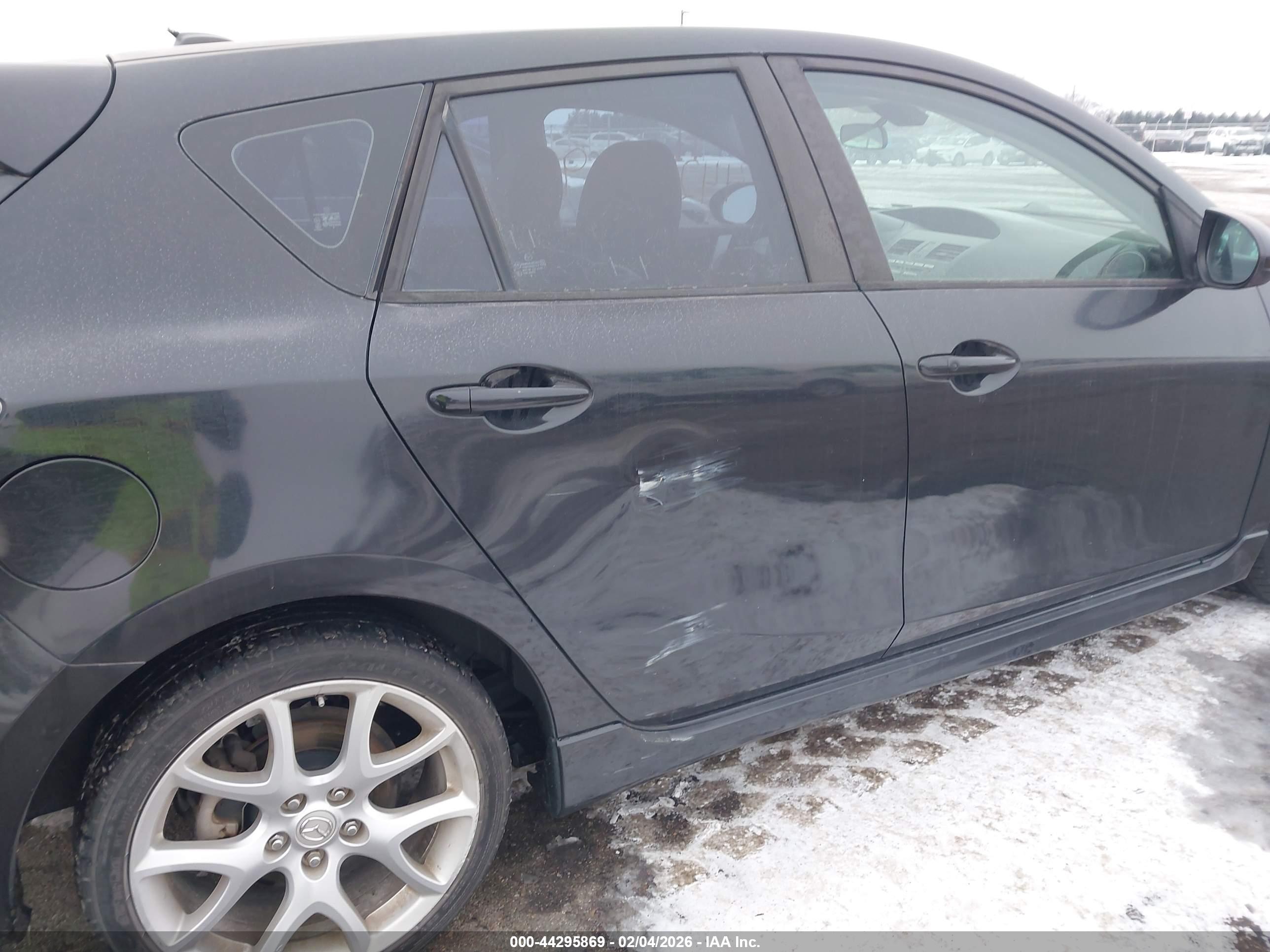 MAZDA MAZDA3 image 6