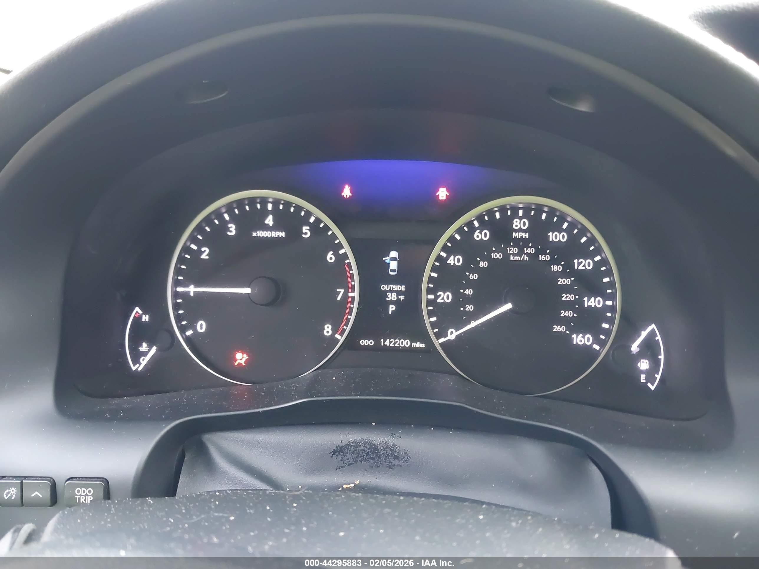 LEXUS ES image 7