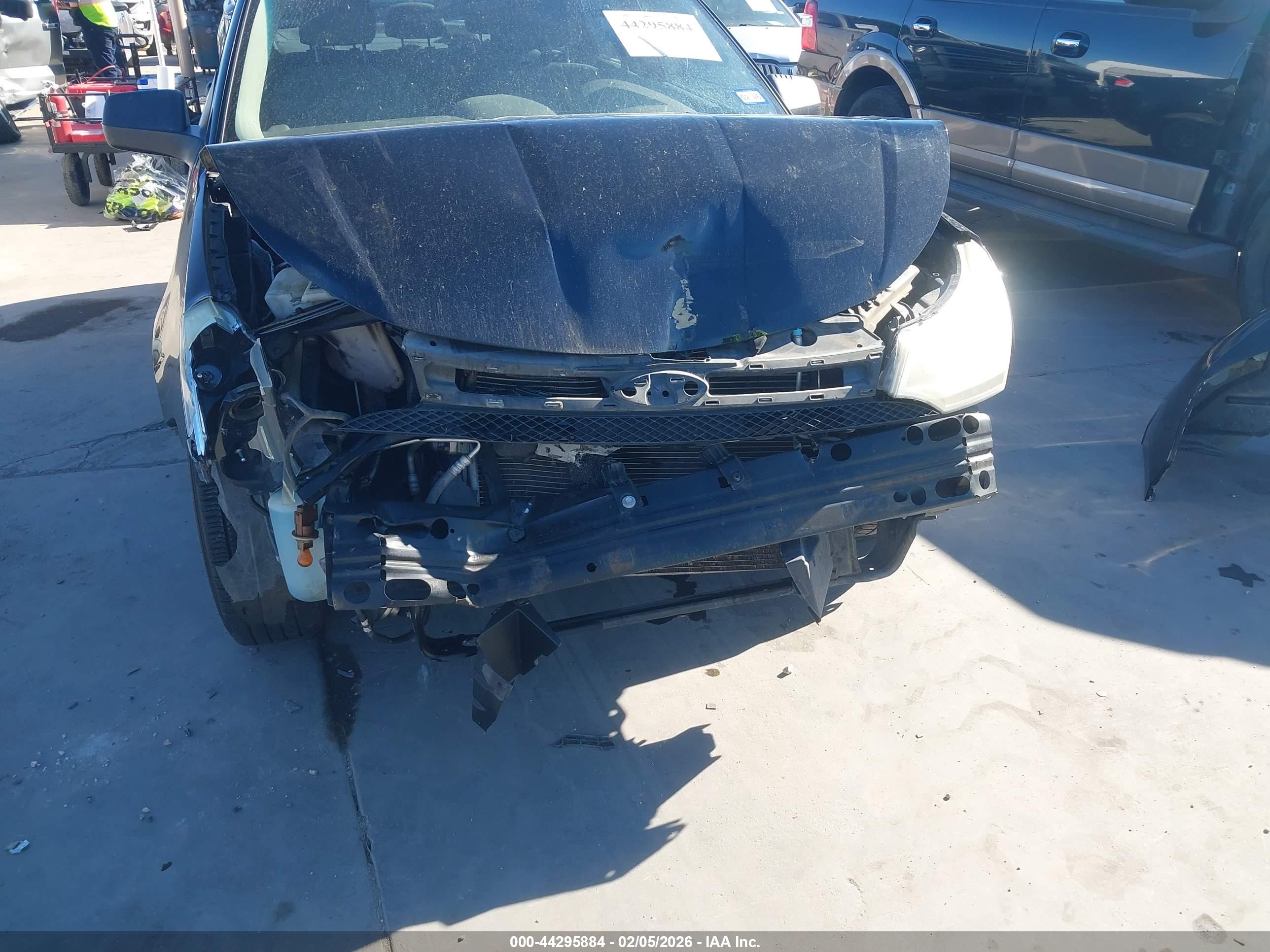FORD FOCUS image 6