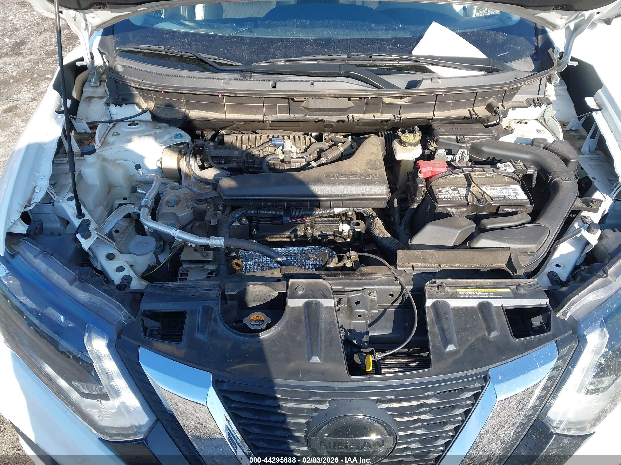 NISSAN ROGUE image 10