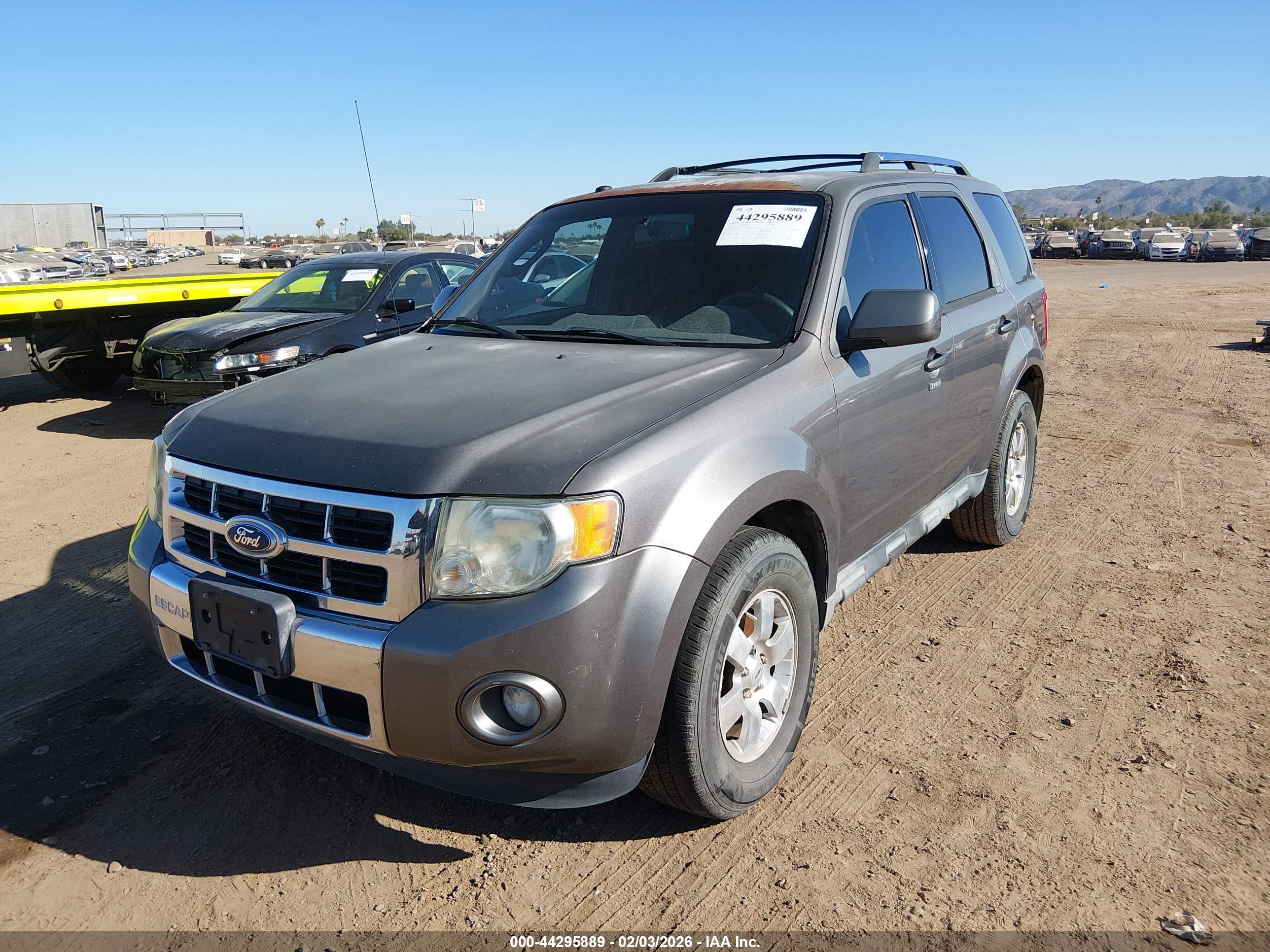 FORD ESCAPE image 6