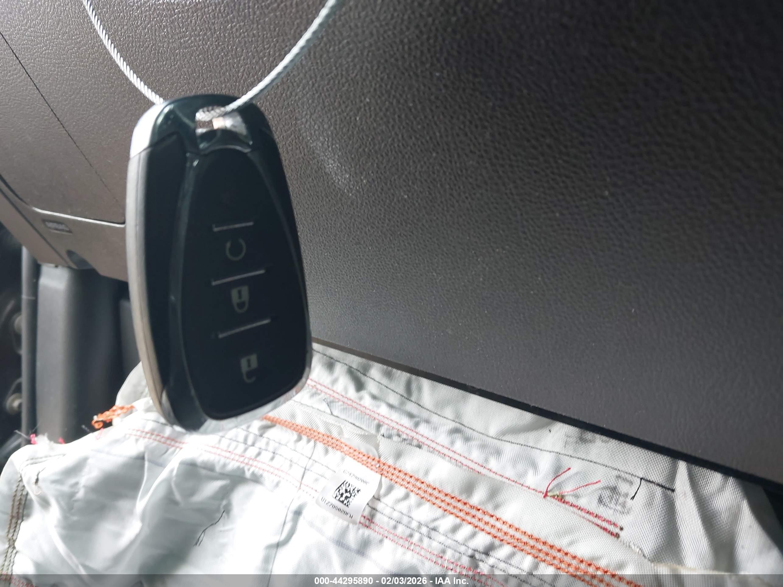 CHEVROLET TRAX image 11