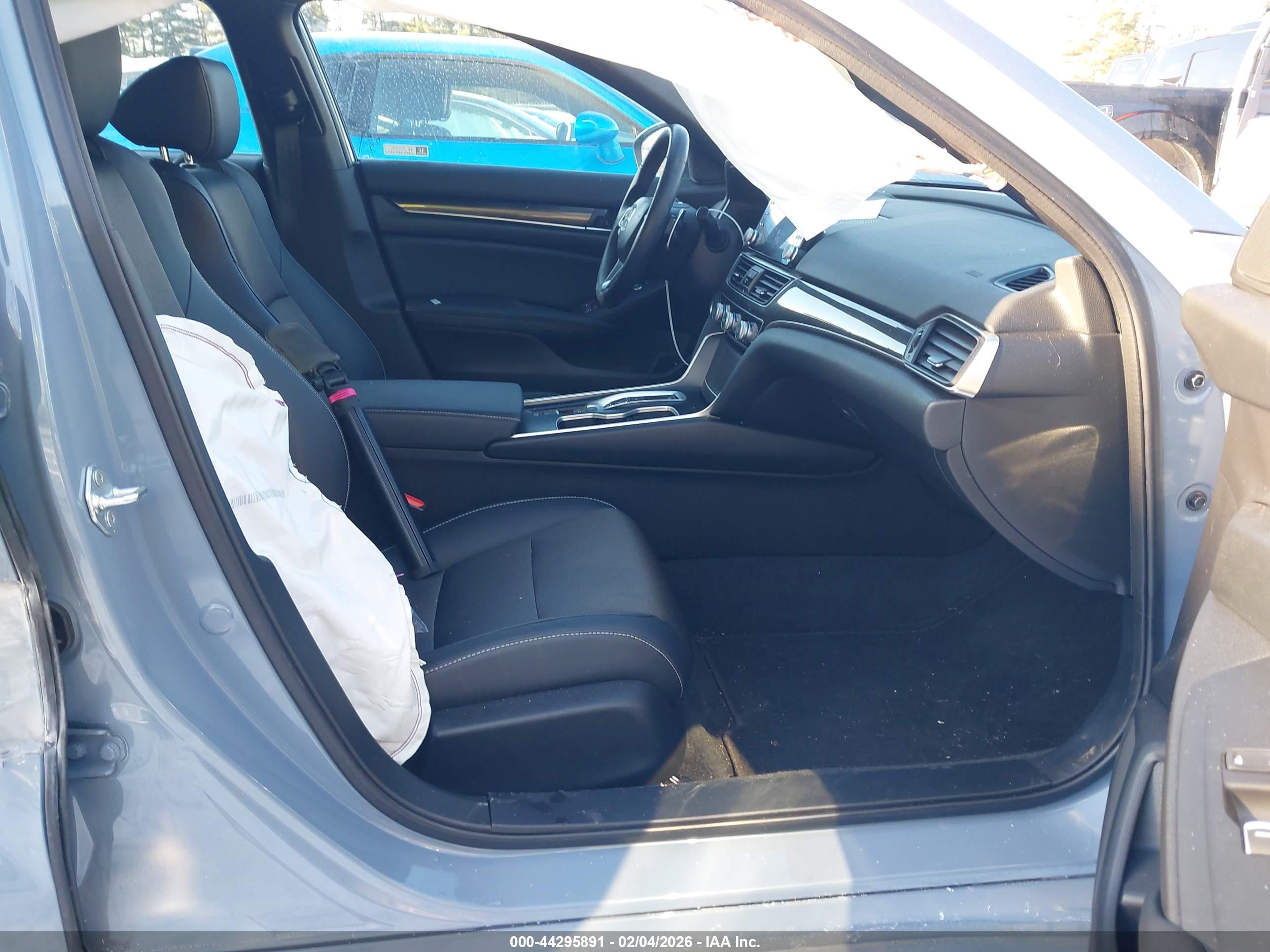 HONDA ACCORD image 5