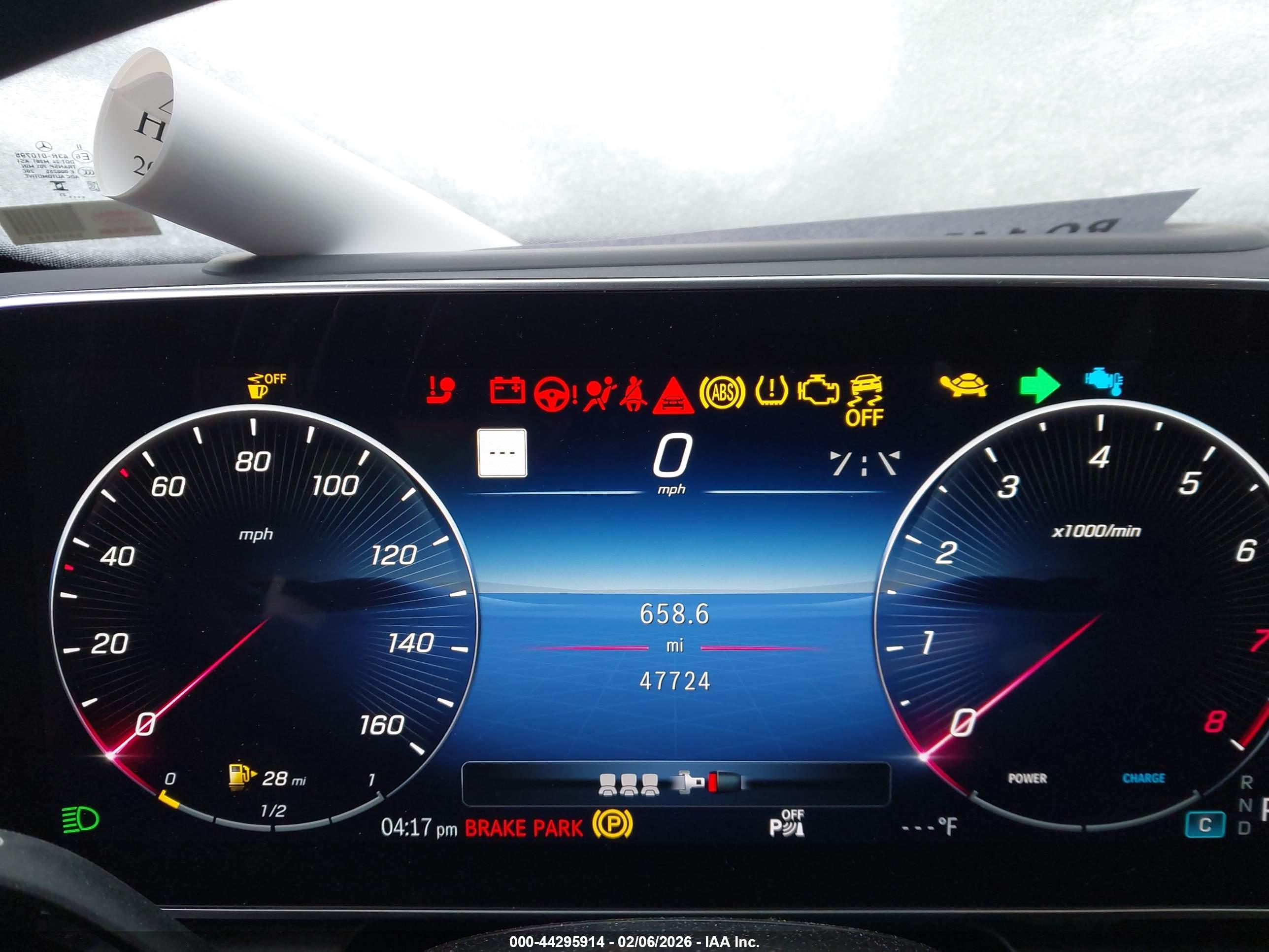MERCEDES-BENZ GLC image 7