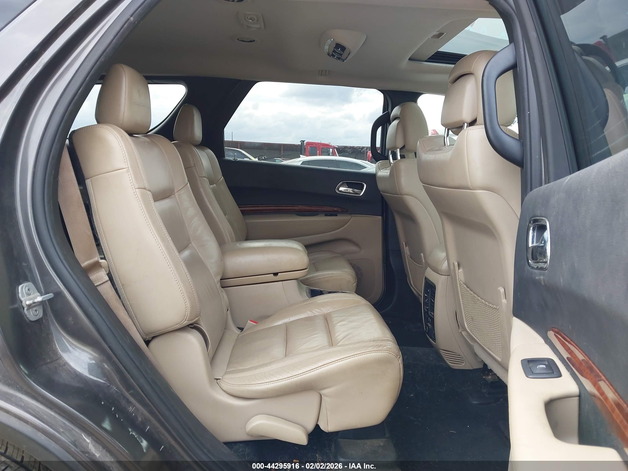 DODGE DURANGO image 8