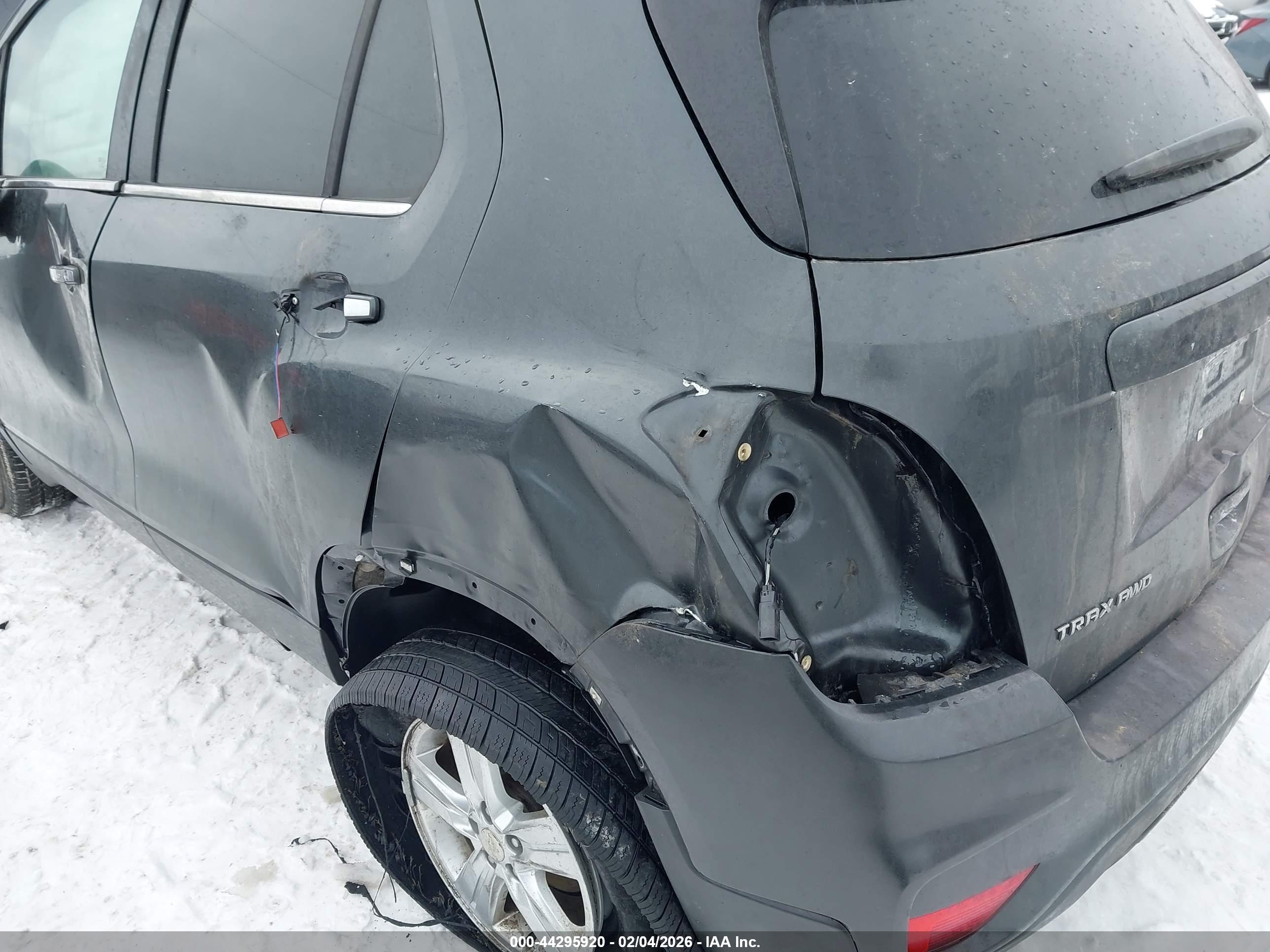 CHEVROLET TRAX image 6