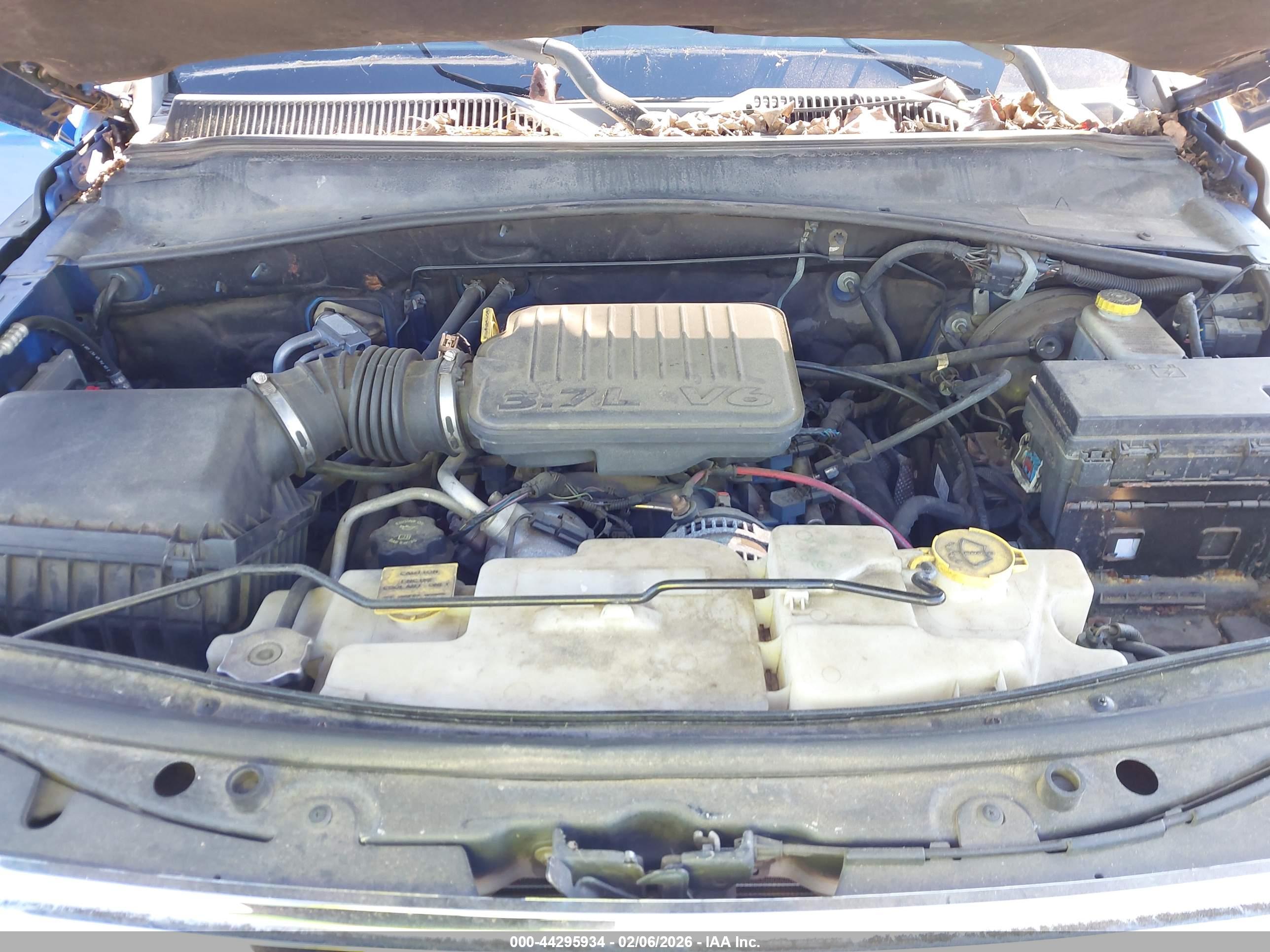 DODGE NITRO image 6