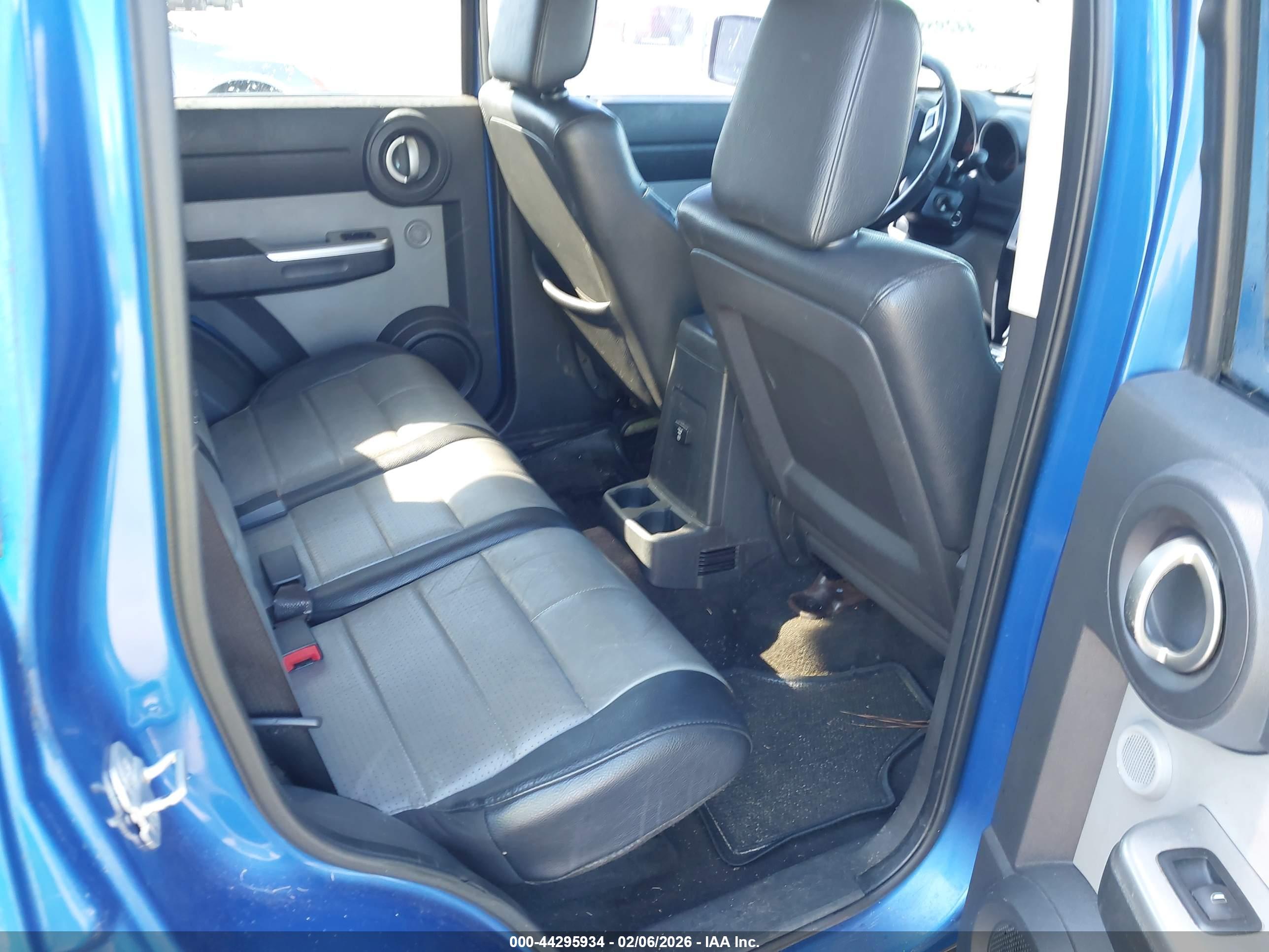 DODGE NITRO image 8