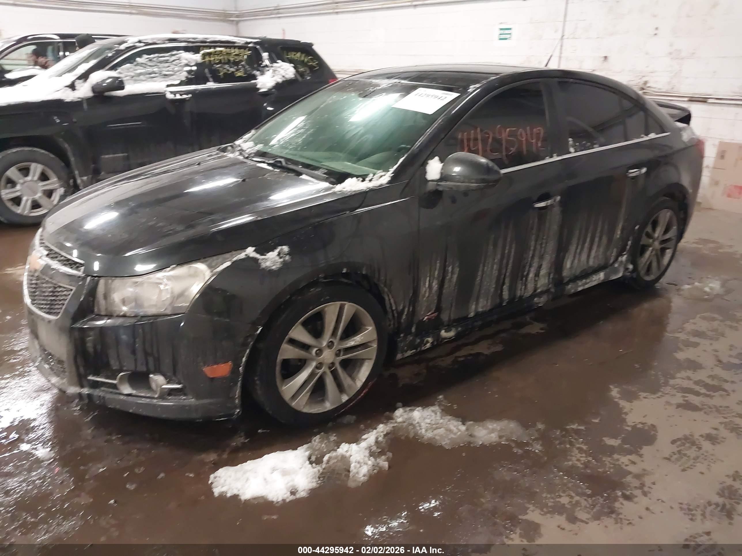 CHEVROLET CRUZE image 2