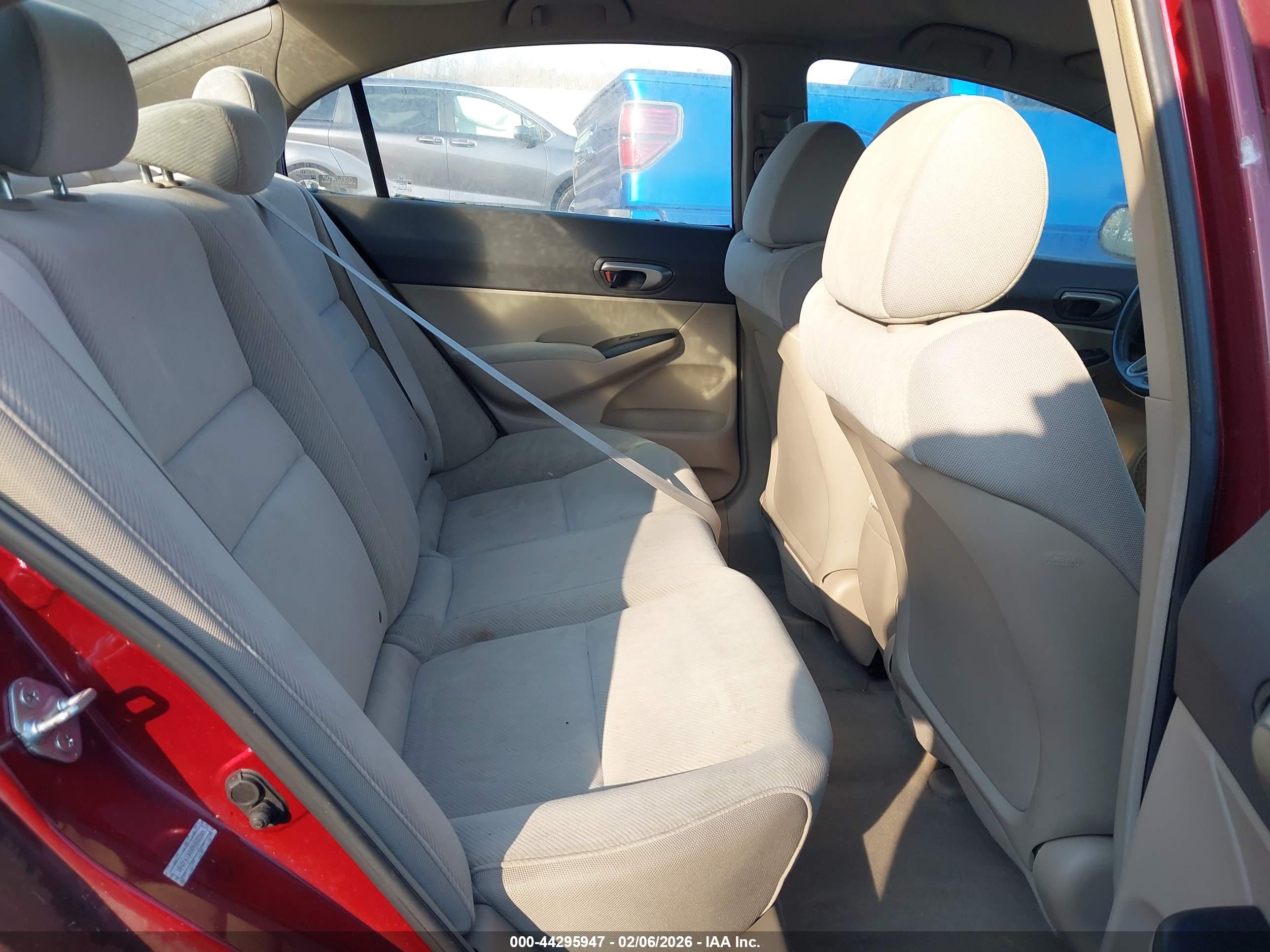HONDA CIVIC image 8