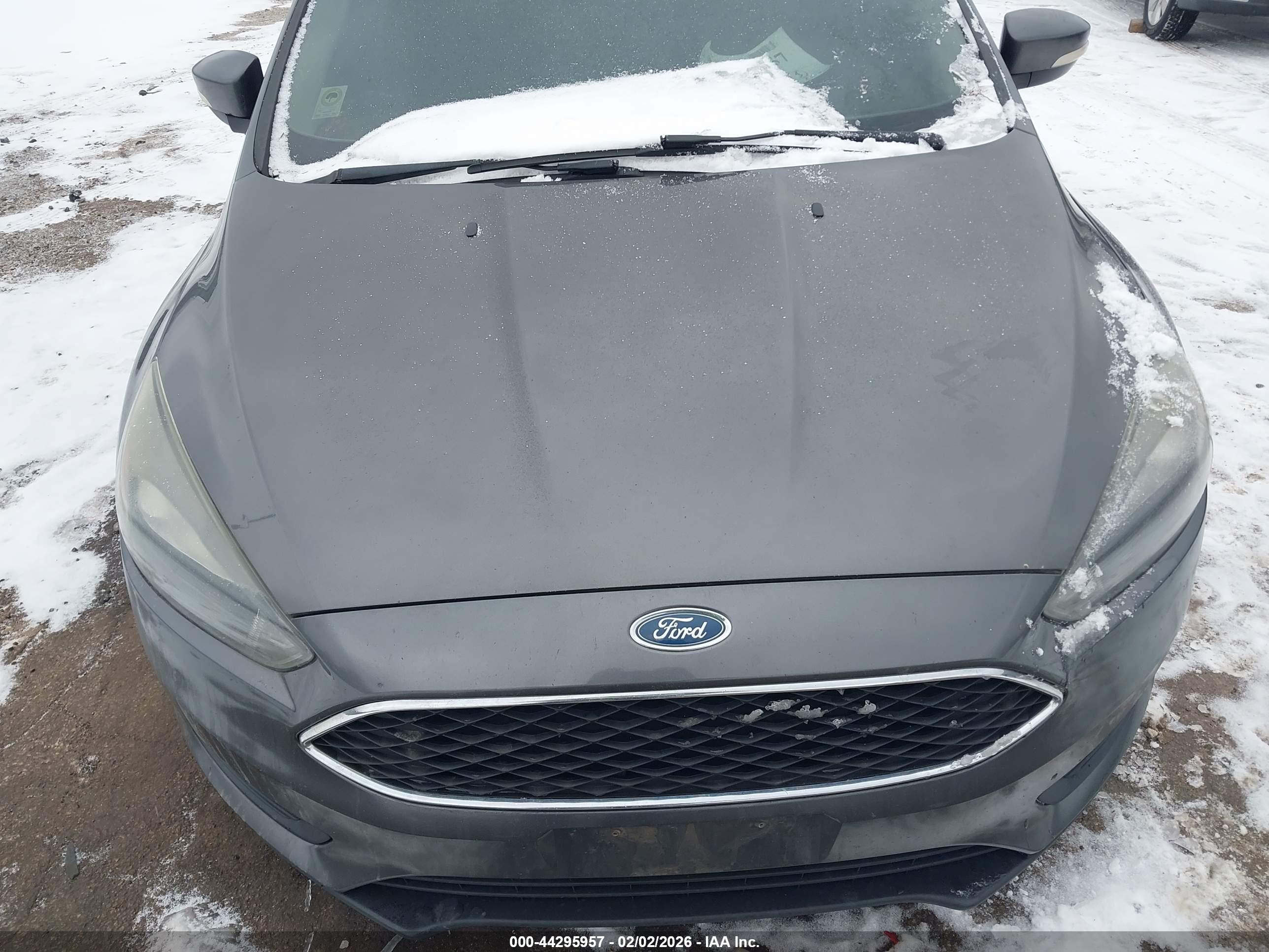 FORD FOCUS image 6