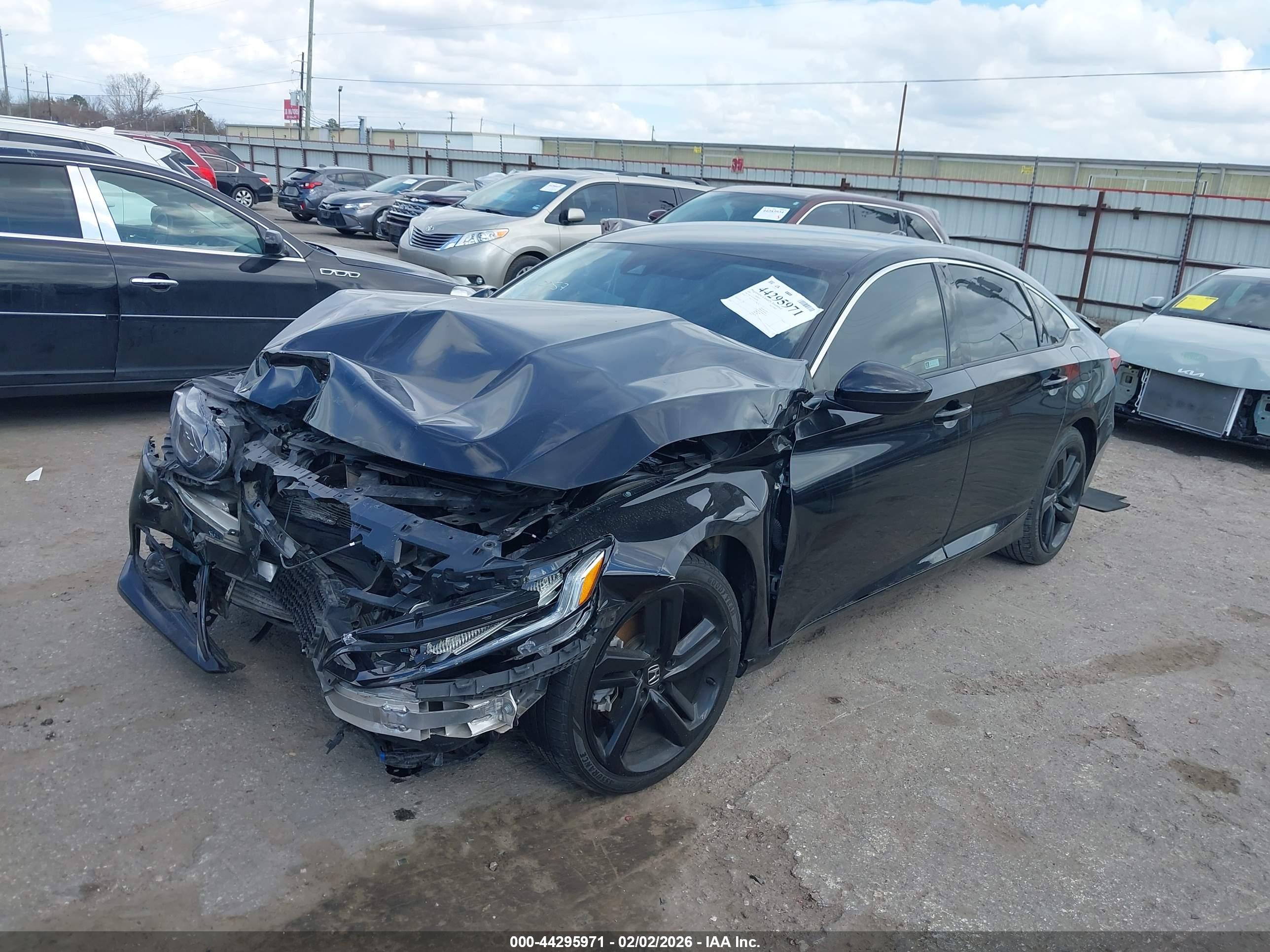 HONDA ACCORD image 2