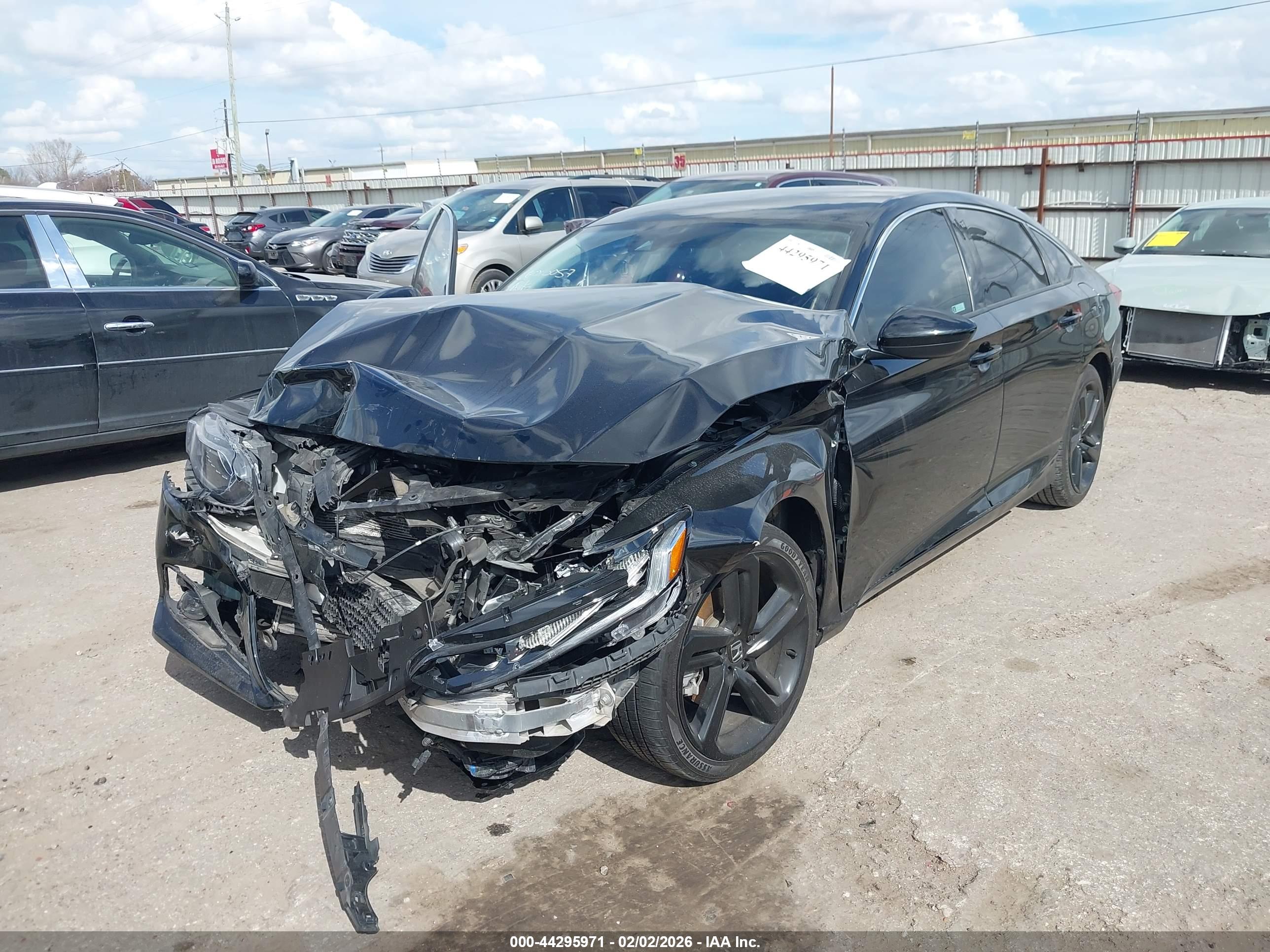 HONDA ACCORD image 6