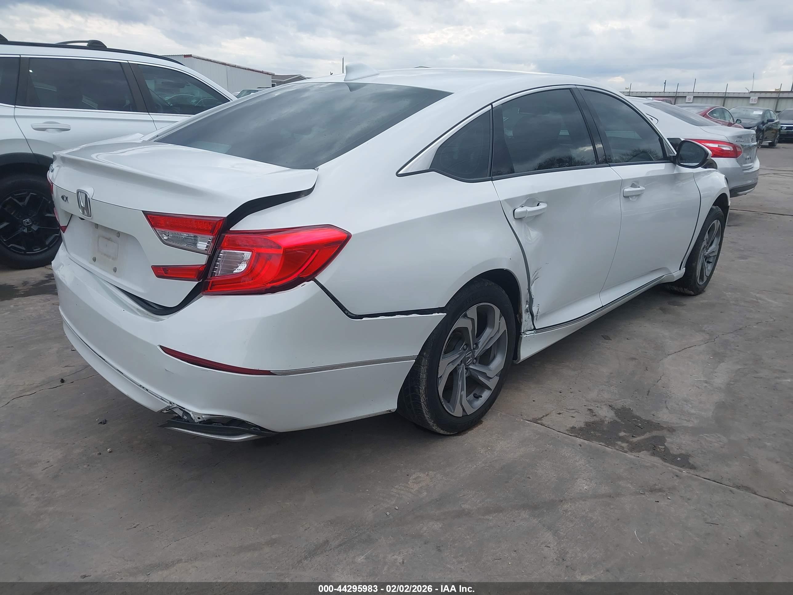 HONDA ACCORD image 4