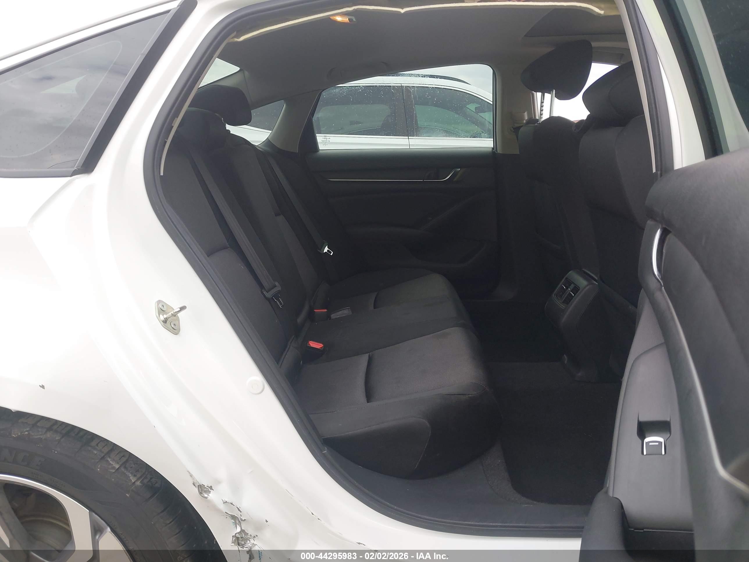 HONDA ACCORD image 8