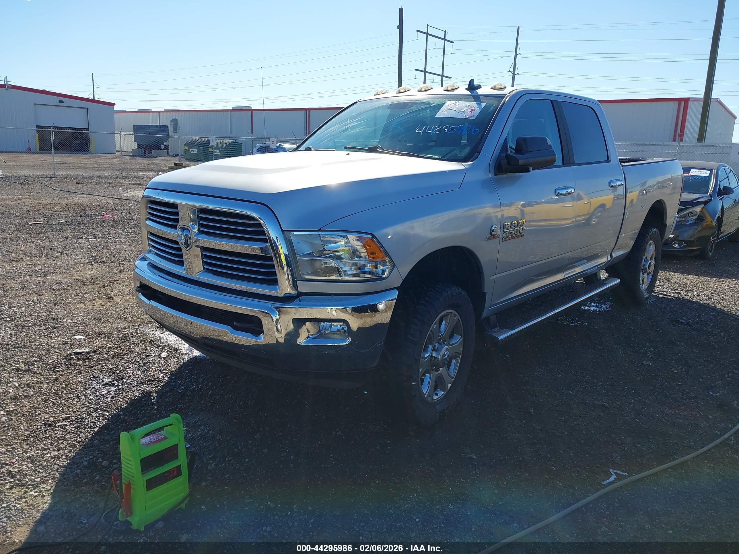 RAM 2500 image 2