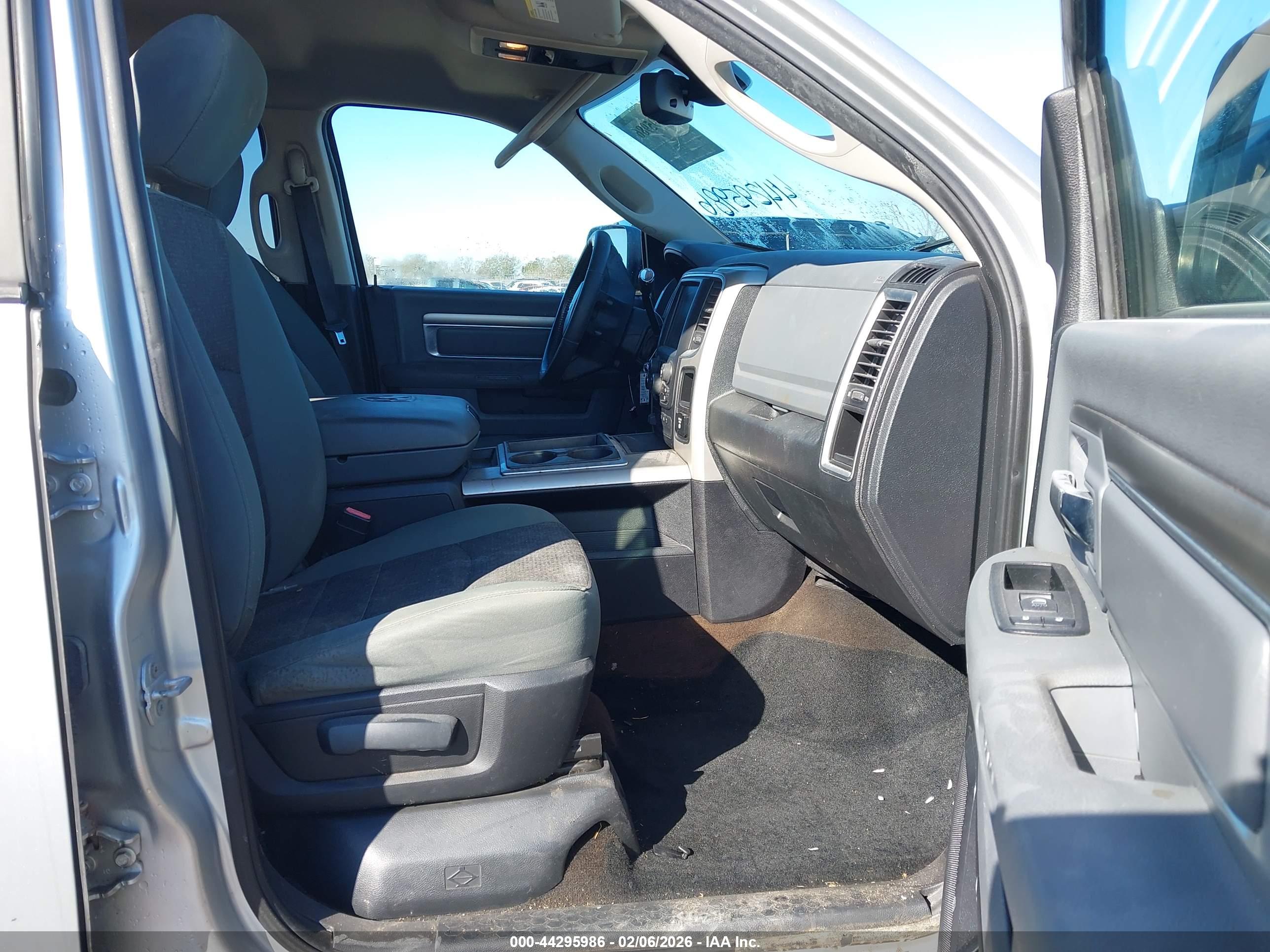 RAM 2500 image 5