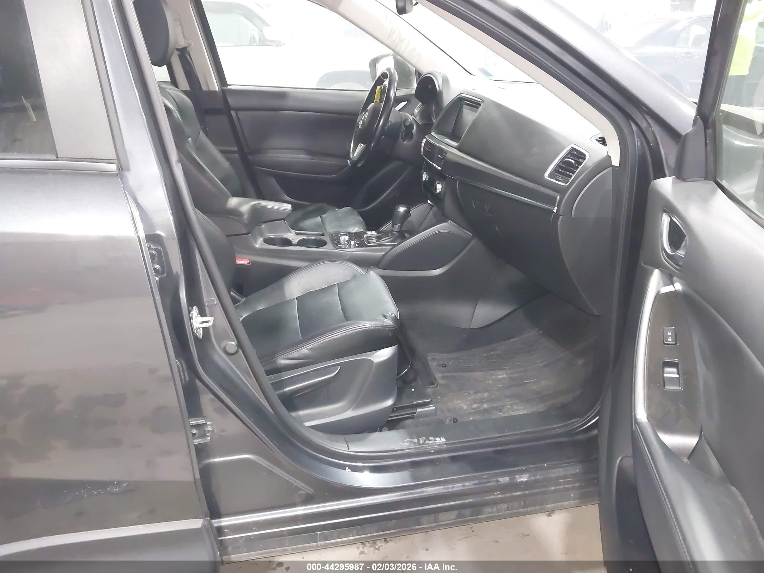 MAZDA CX-5 image 5