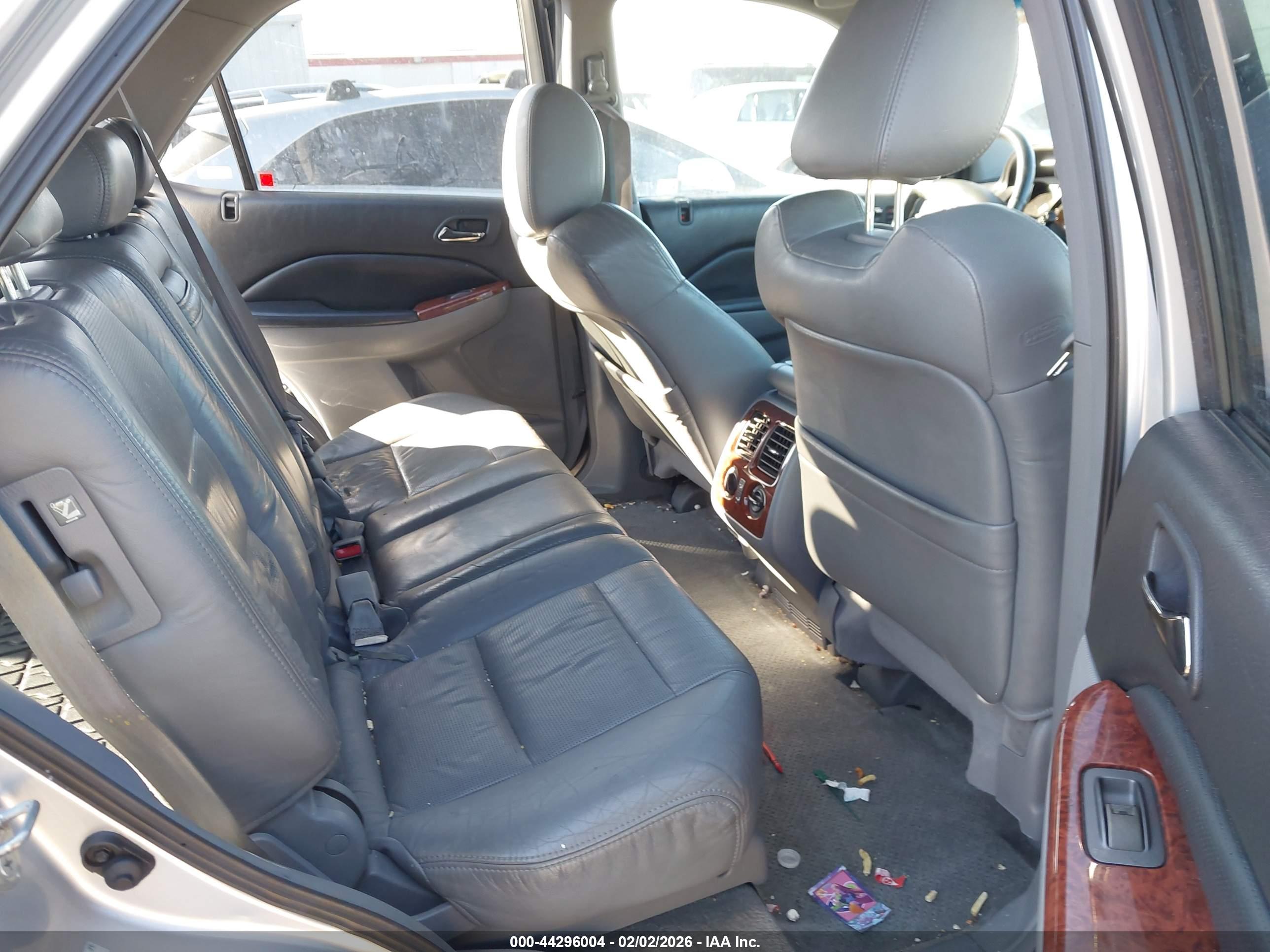 ACURA MDX image 8