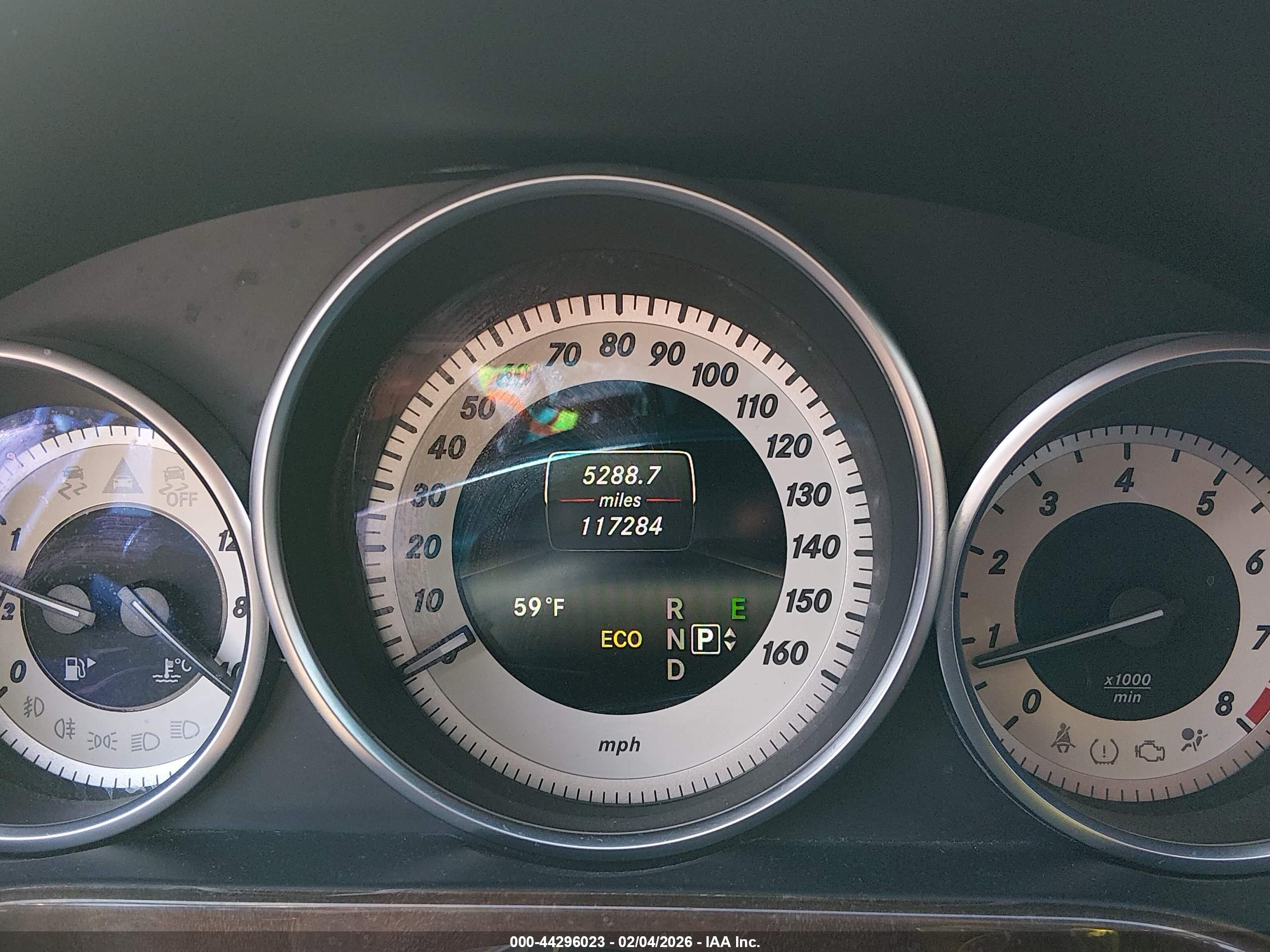 MERCEDES-BENZ E image 7