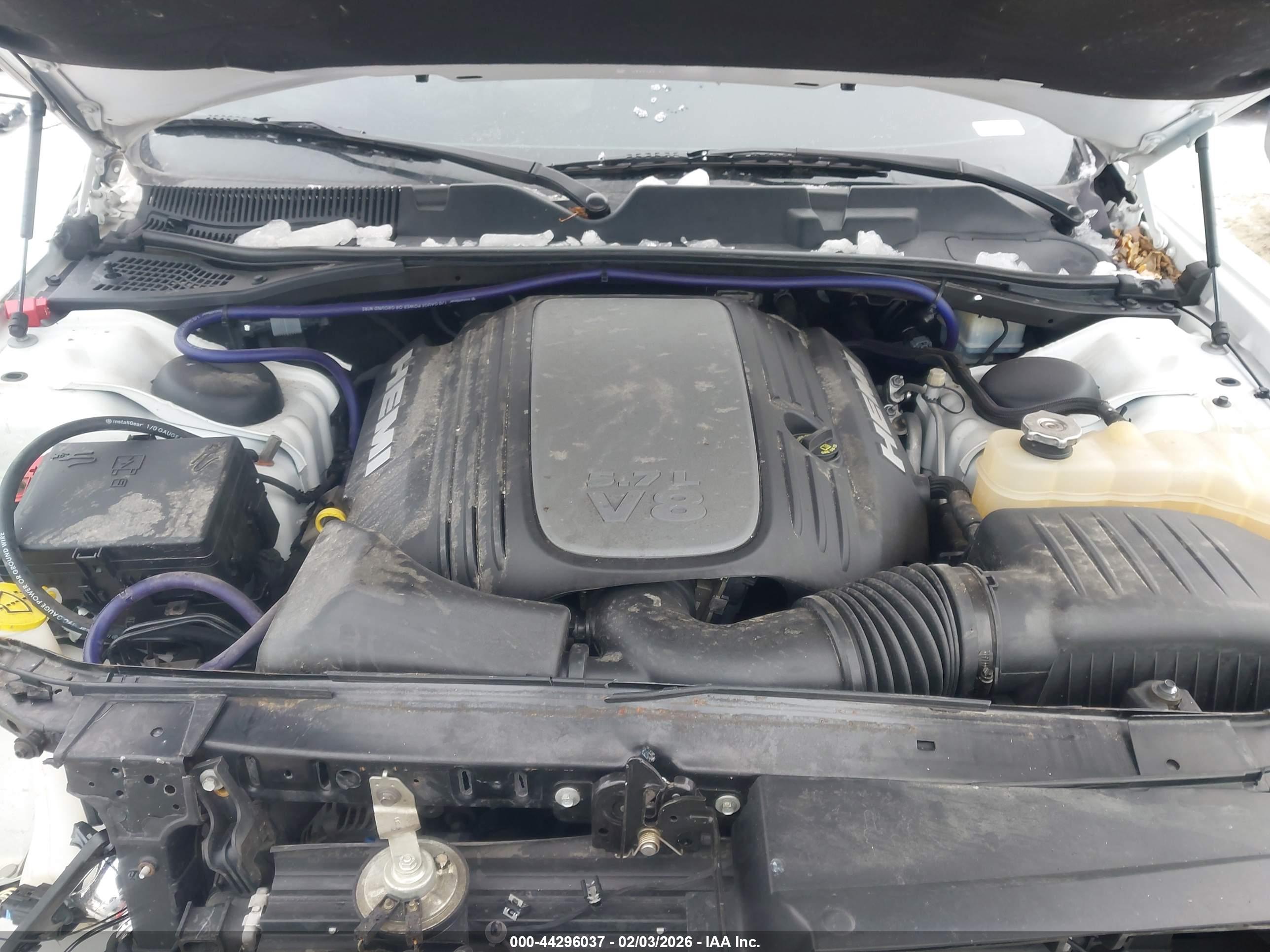 DODGE CHALLENGER image 10