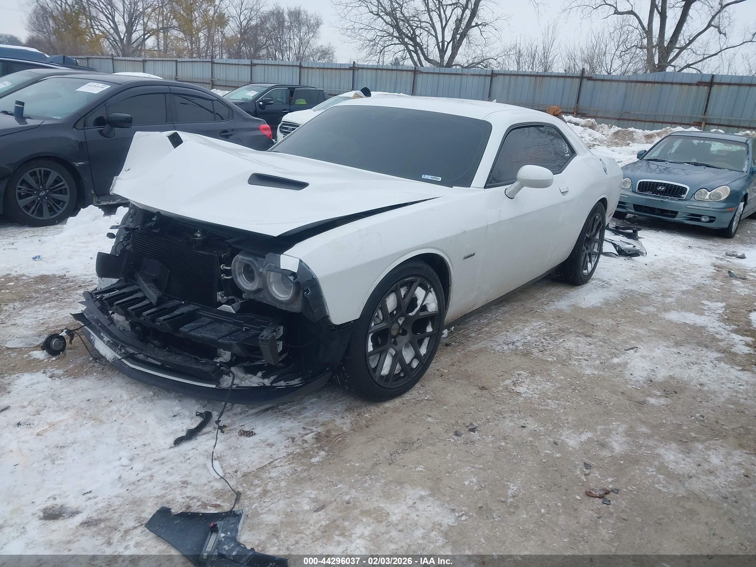 DODGE CHALLENGER image 2