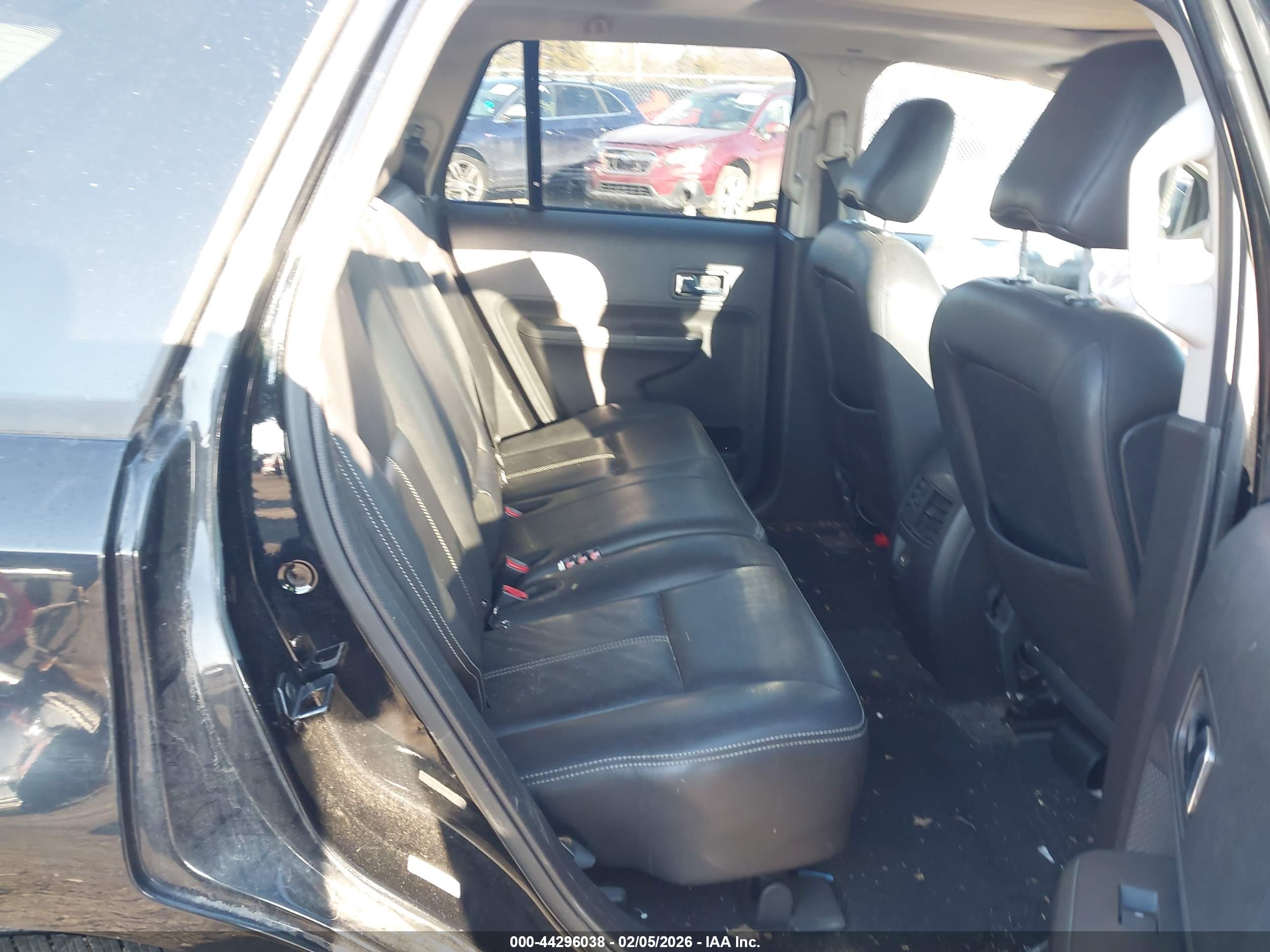 FORD EDGE image 8