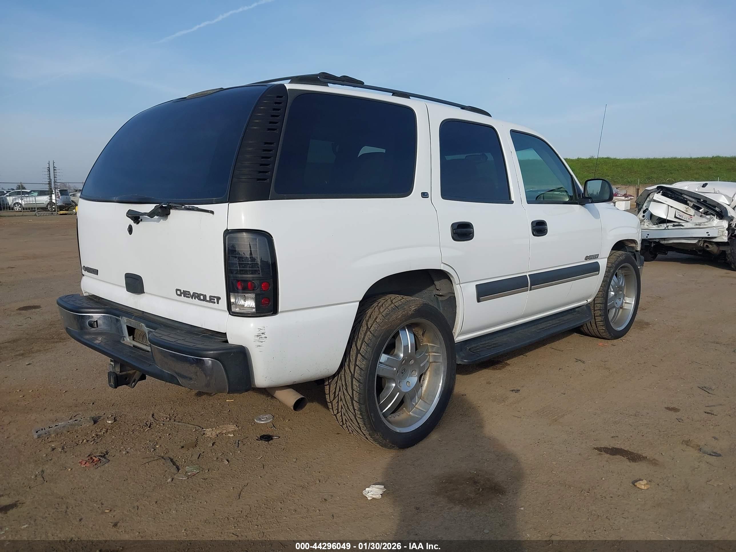 CHEVROLET TAHOE image 4