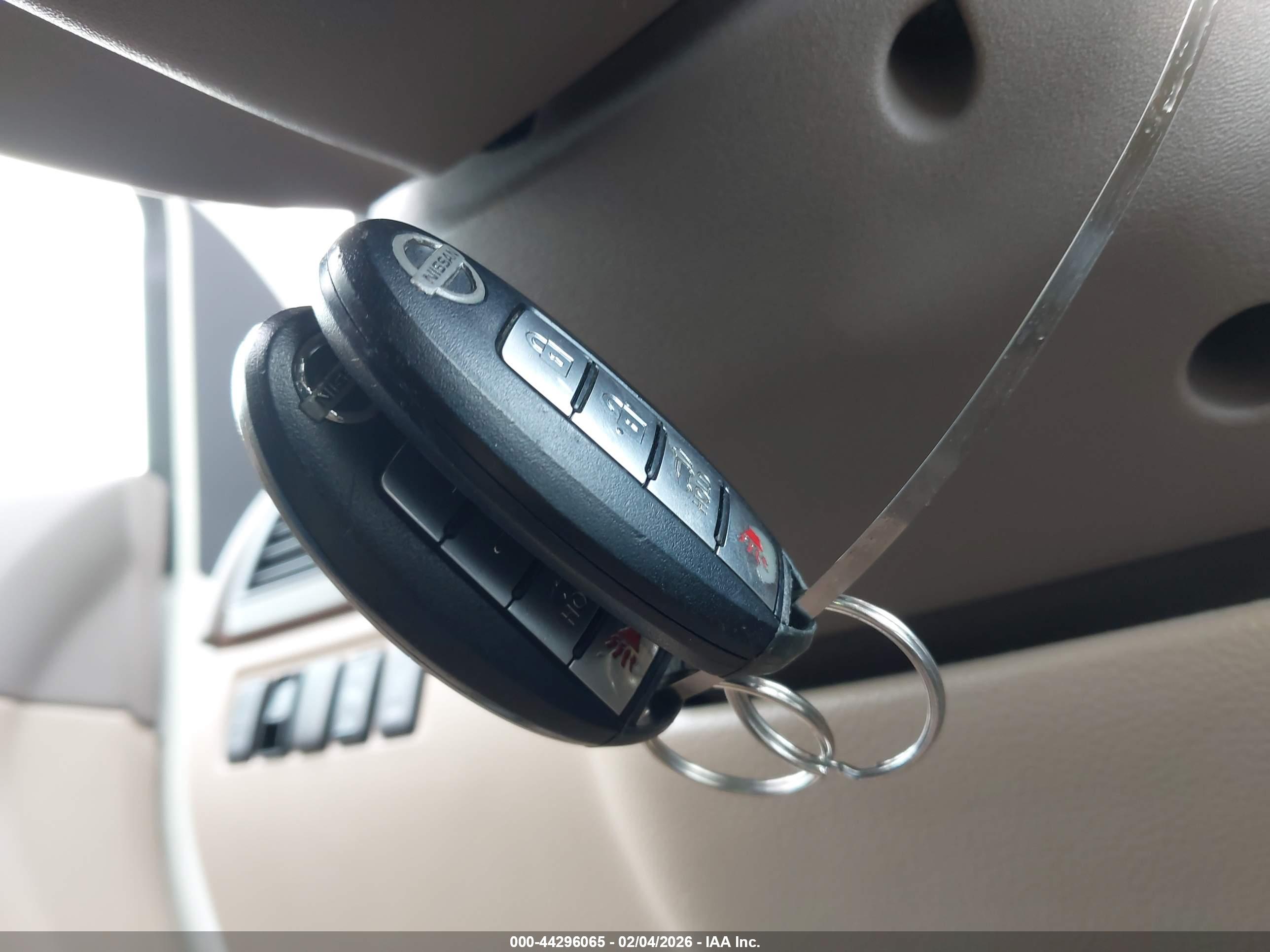 NISSAN ARMADA image 11