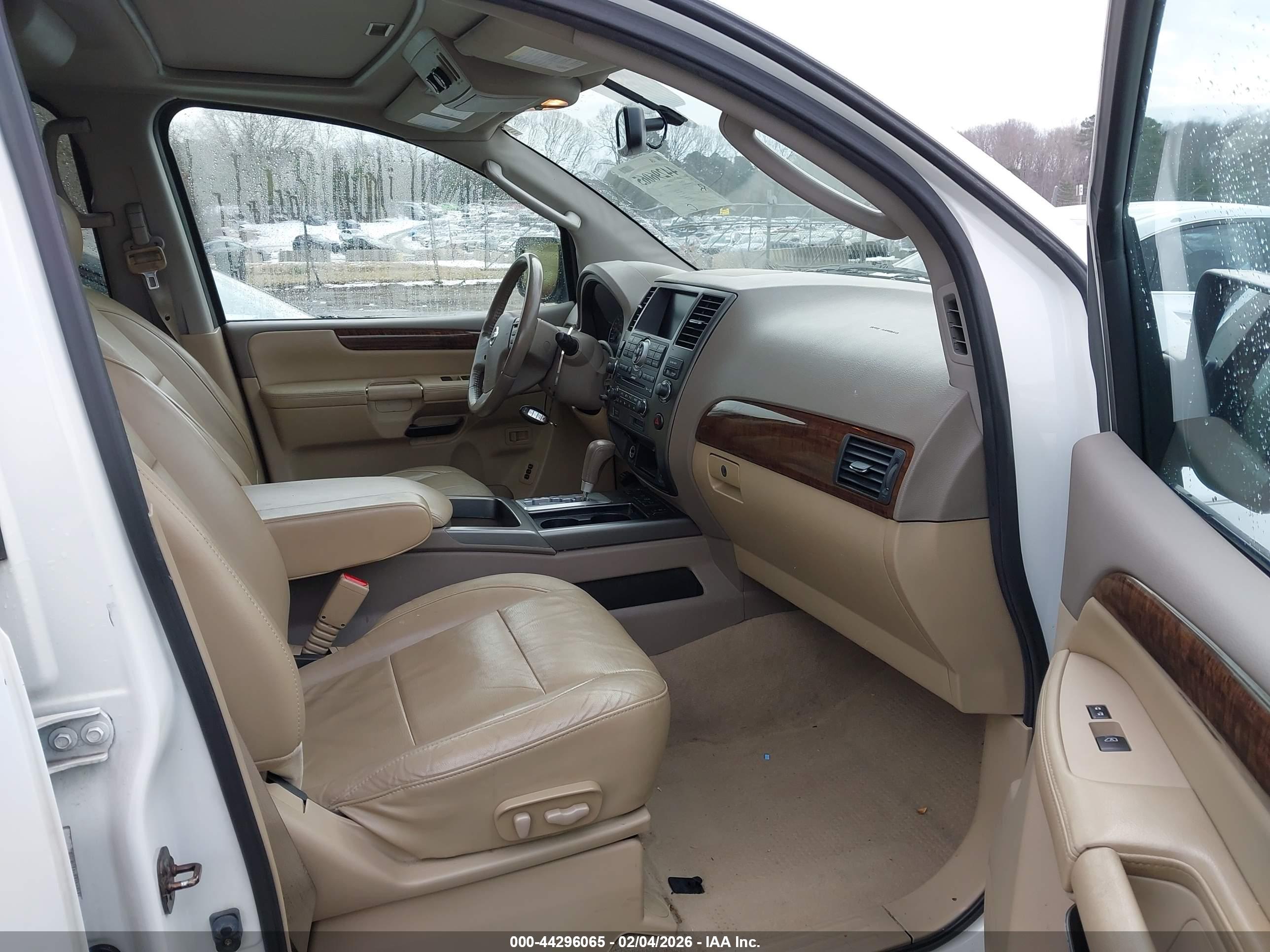 NISSAN ARMADA image 5
