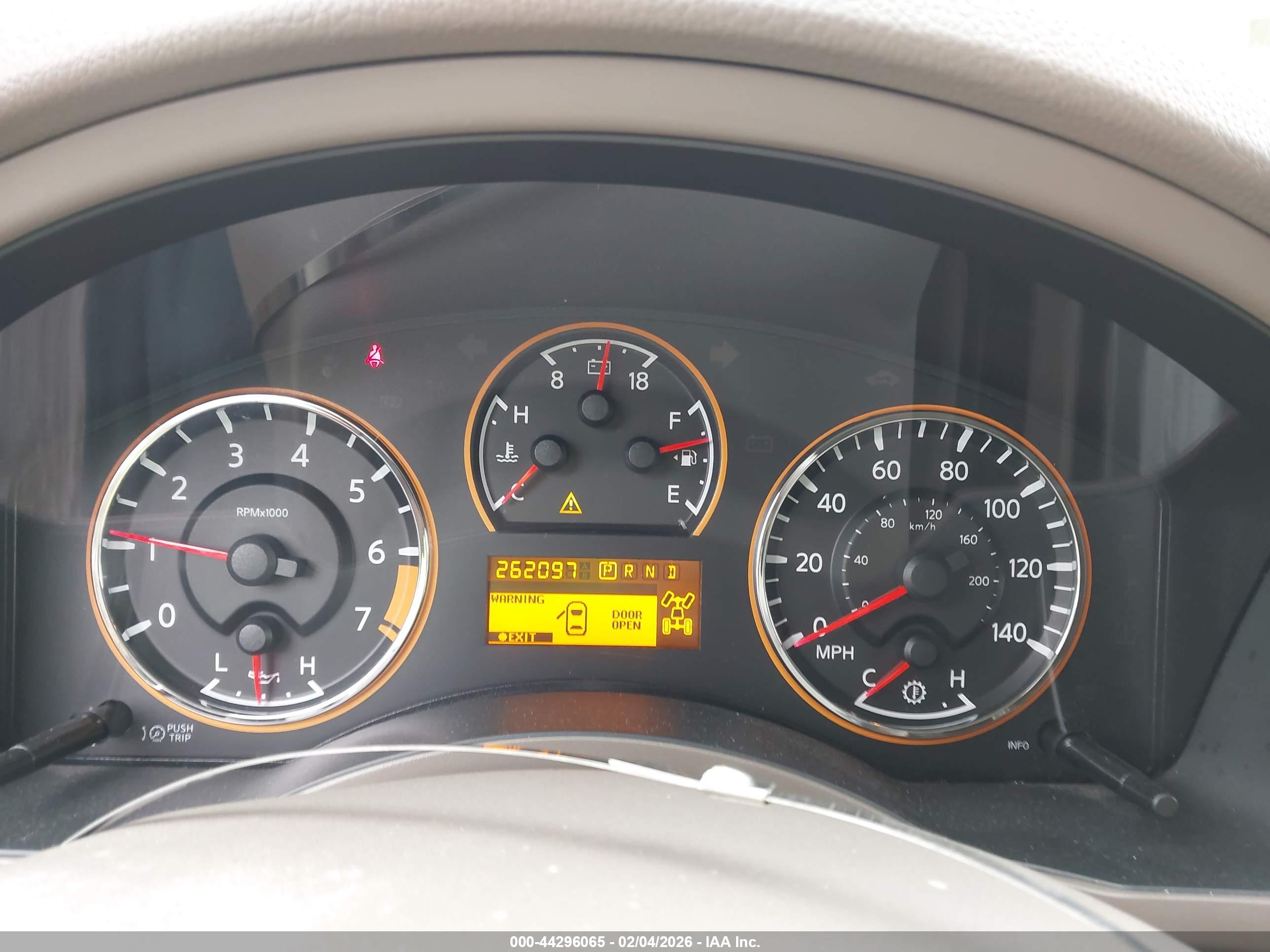 NISSAN ARMADA image 7
