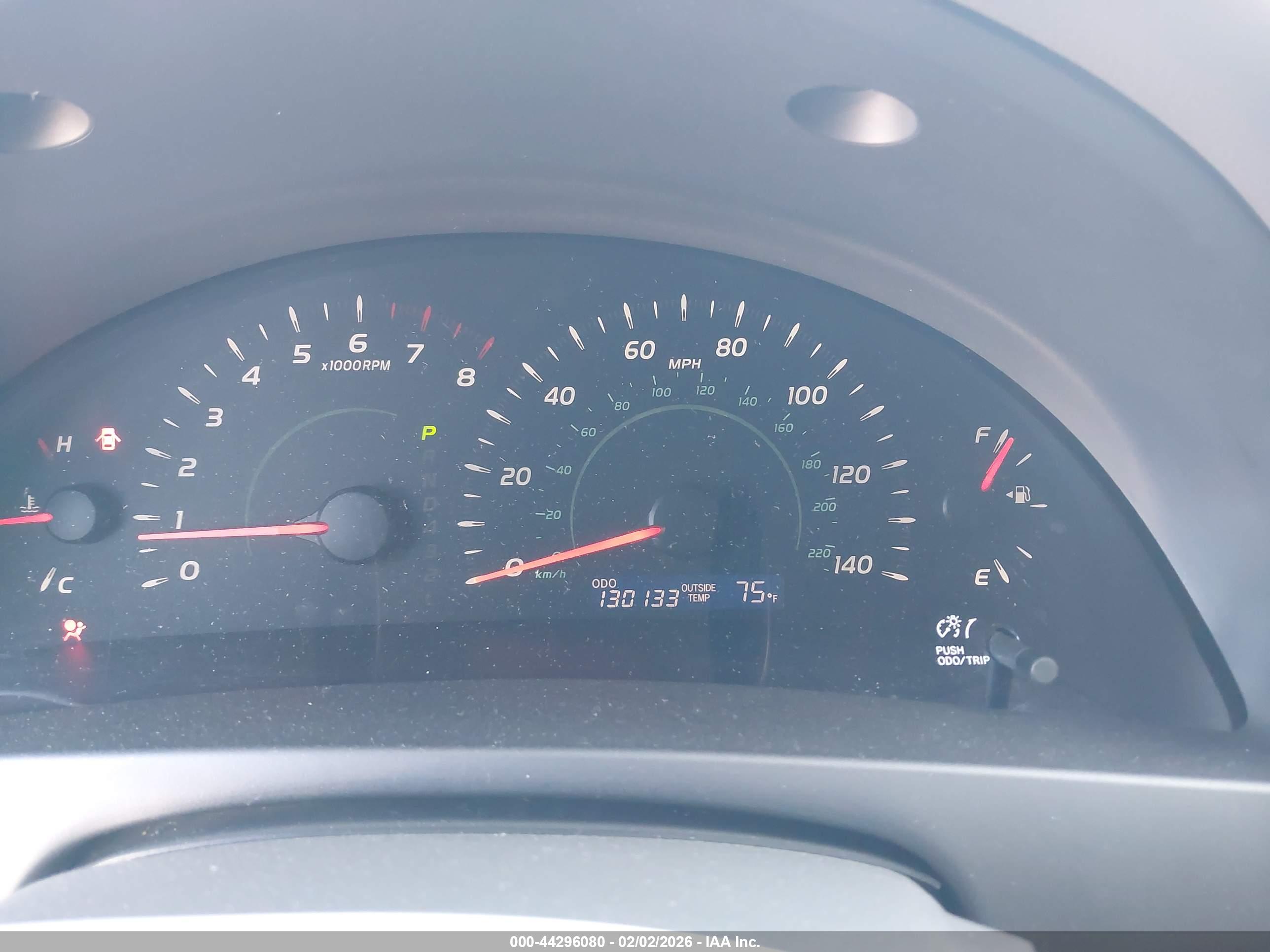 TOYOTA CAMRY image 7